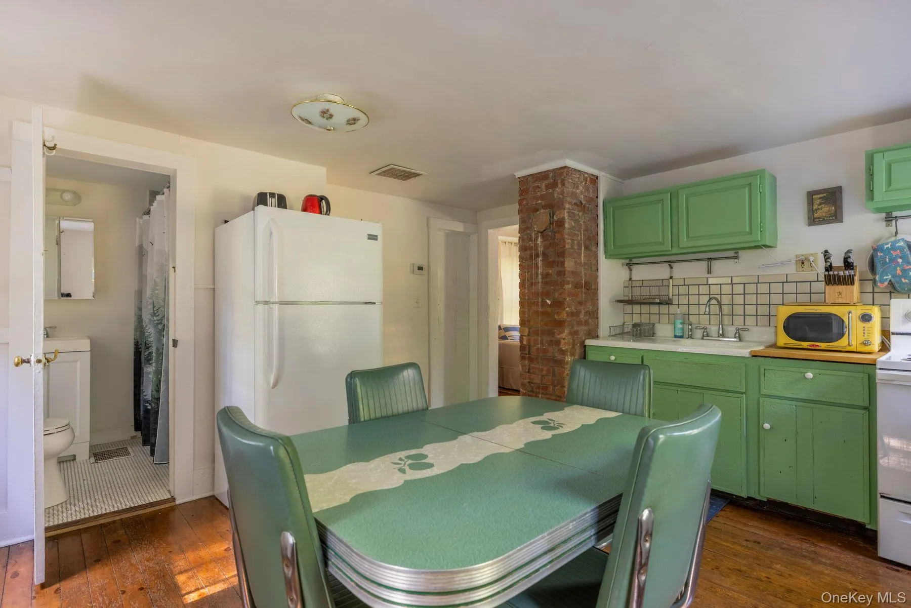 388-390 Wittenberg Road, Woodstock, NY, 5 Bedrooms Bedrooms, 14 Rooms Rooms,4 BathroomsBathrooms,Residential,For Rent,Wittenberg,0,1016096 388-390 Wittenberg Road, Woodstock, NY, 5 Bedrooms Bedrooms, 14 Rooms Rooms,4 BathroomsBathrooms,Residential,For Rent,Wittenberg,0,1016096