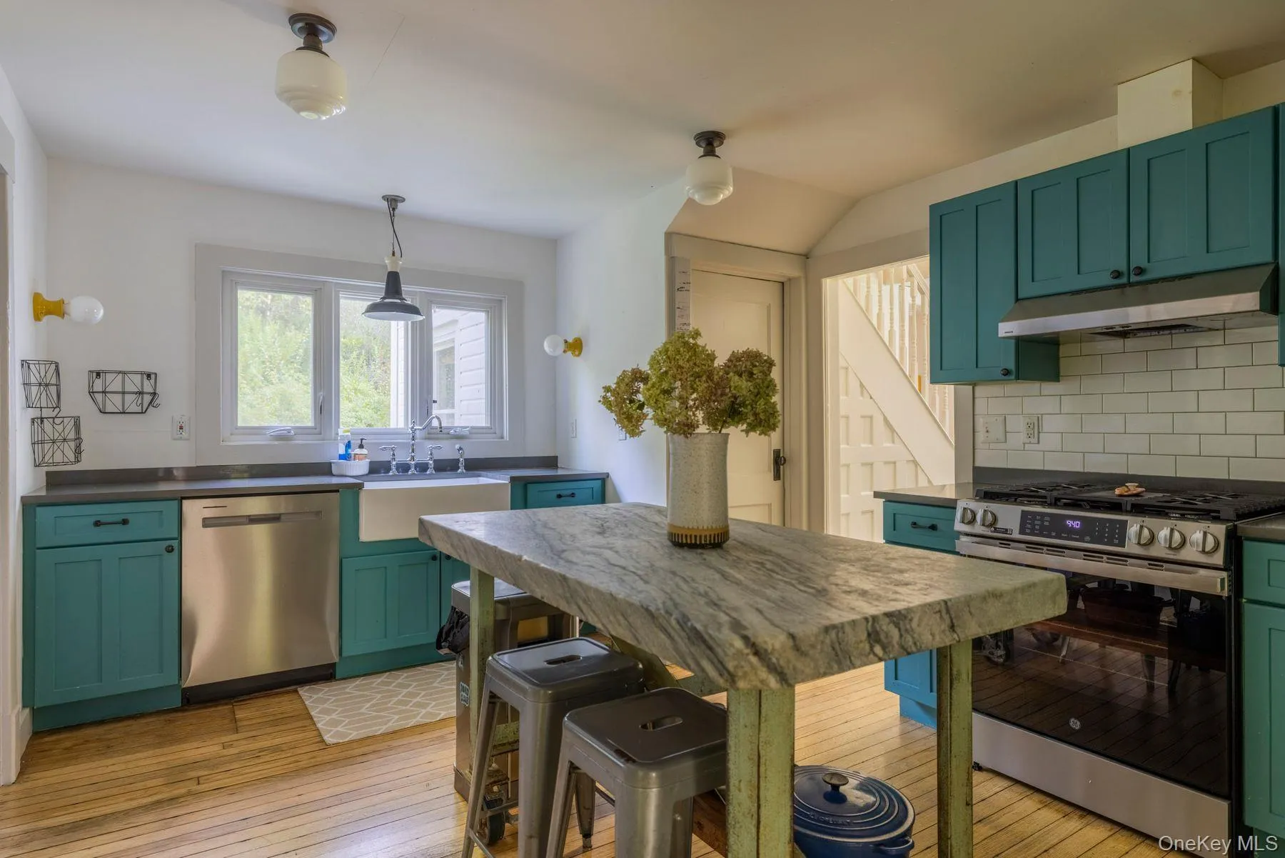 388-390 Wittenberg Road, Woodstock, NY, 5 Bedrooms Bedrooms, 14 Rooms Rooms,4 BathroomsBathrooms,Residential,For Rent,Wittenberg,0,1016096 388-390 Wittenberg Road, Woodstock, NY, 5 Bedrooms Bedrooms, 14 Rooms Rooms,4 BathroomsBathrooms,Residential,For Rent,Wittenberg,0,1016096