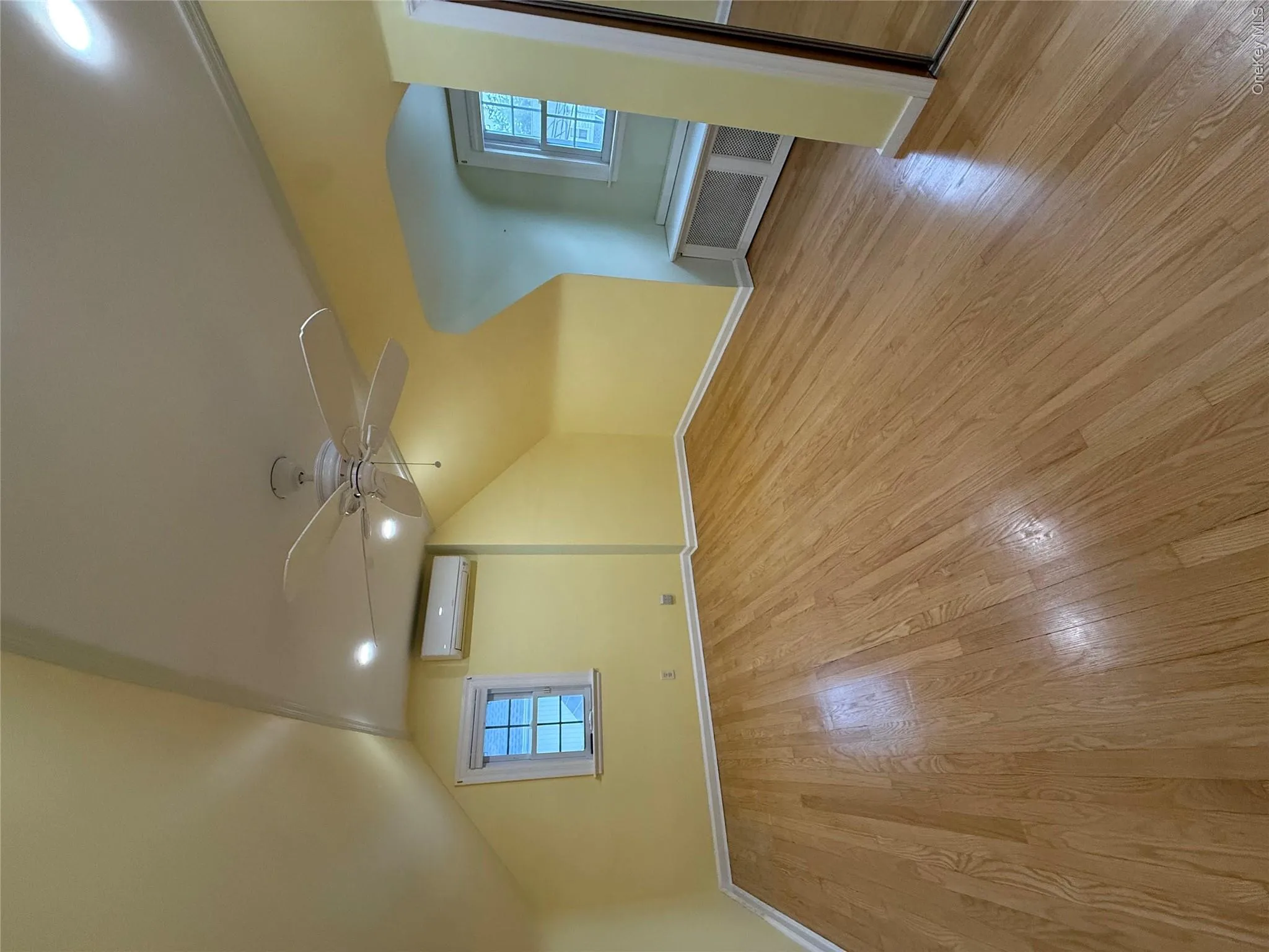 30 Highland Place, North Hempstead, NY, 5 Bedrooms Bedrooms, 9 Rooms Rooms,3 BathroomsBathrooms,Residential Lease,For Rent,Highland,0,1016097 30 Highland Place, North Hempstead, NY, 5 Bedrooms Bedrooms, 9 Rooms Rooms,3 BathroomsBathrooms,Residential Lease,For Rent,Highland,0,1016097