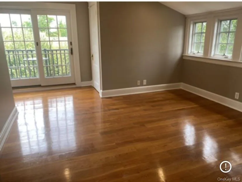 110 Echo Avenue, New Rochelle, NY, 2 Bedrooms Bedrooms, 5 Rooms Rooms,1 BathroomBathrooms,Residential Lease,For Rent,Echo,0,1016099 110 Echo Avenue, New Rochelle, NY, 2 Bedrooms Bedrooms, 5 Rooms Rooms,1 BathroomBathrooms,Residential Lease,For Rent,Echo,0,1016099