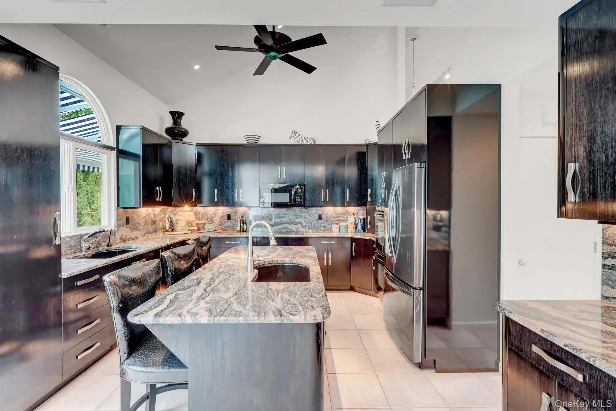 9 Plume Grass Way, Southampton, NY, 4 Bedrooms Bedrooms, 10 Rooms Rooms,5 BathroomsBathrooms,Residential,For Rent,Plume Grass,0,1016100 9 Plume Grass Way, Southampton, NY, 4 Bedrooms Bedrooms, 10 Rooms Rooms,5 BathroomsBathrooms,Residential,For Rent,Plume Grass,0,1016100