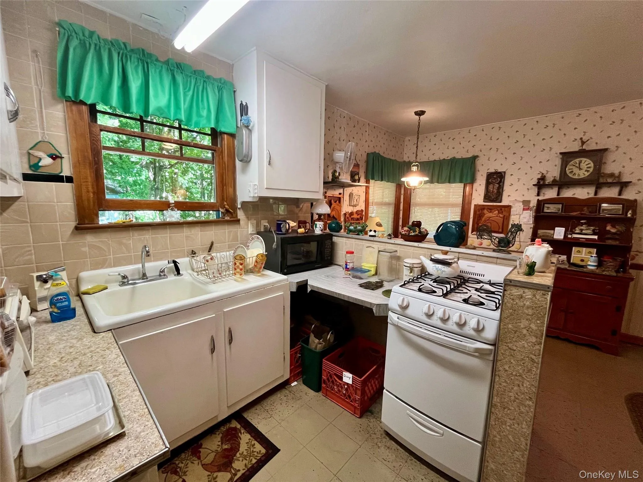 44 Barton Road, Liberty, NY, 1 Bedroom Bedrooms, 4 Rooms Rooms,1 BathroomBathrooms,Residential,For Rent,Barton,0,1016102 44 Barton Road, Liberty, NY, 1 Bedroom Bedrooms, 4 Rooms Rooms,1 BathroomBathrooms,Residential,For Rent,Barton,0,1016102