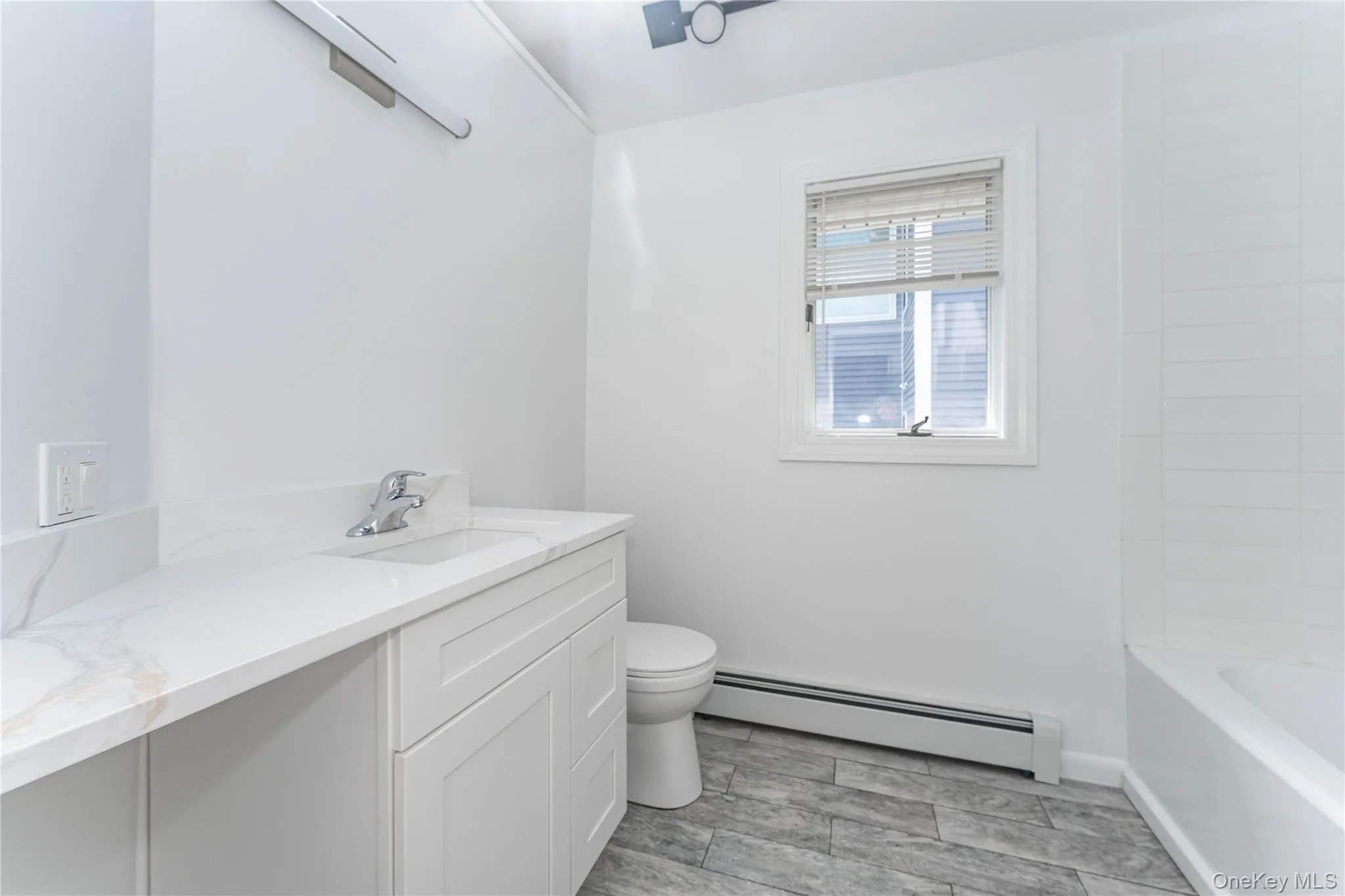 121 Williamson Street, Hempstead, NY, 3 Bedrooms Bedrooms, 6 Rooms Rooms,1 BathroomBathrooms,Residential Lease,For Rent,Williamson,0,1016103 121 Williamson Street, Hempstead, NY, 3 Bedrooms Bedrooms, 6 Rooms Rooms,1 BathroomBathrooms,Residential Lease,For Rent,Williamson,0,1016103