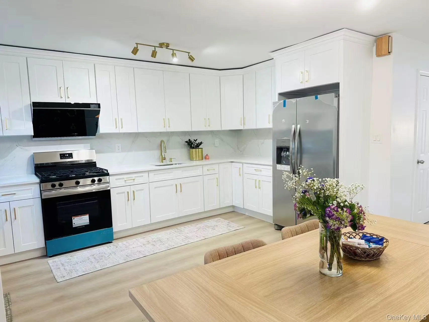 5815 205TH Street, New York, NY, 3 Bedrooms Bedrooms, 7 Rooms Rooms,2 BathroomsBathrooms,Residential,For Rent,205TH,0,1016104 5815 205TH Street, New York, NY, 3 Bedrooms Bedrooms, 7 Rooms Rooms,2 BathroomsBathrooms,Residential,For Rent,205TH,0,1016104