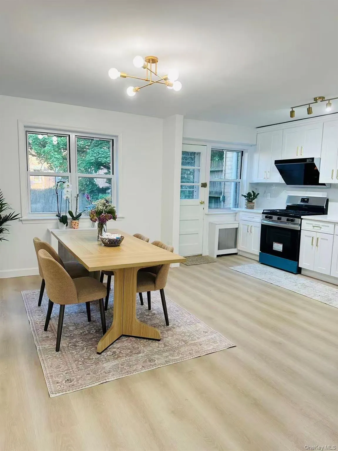 5815 205TH Street, New York, NY, 3 Bedrooms Bedrooms, 7 Rooms Rooms,2 BathroomsBathrooms,Residential,For Rent,205TH,0,1016104 5815 205TH Street, New York, NY, 3 Bedrooms Bedrooms, 7 Rooms Rooms,2 BathroomsBathrooms,Residential,For Rent,205TH,0,1016104