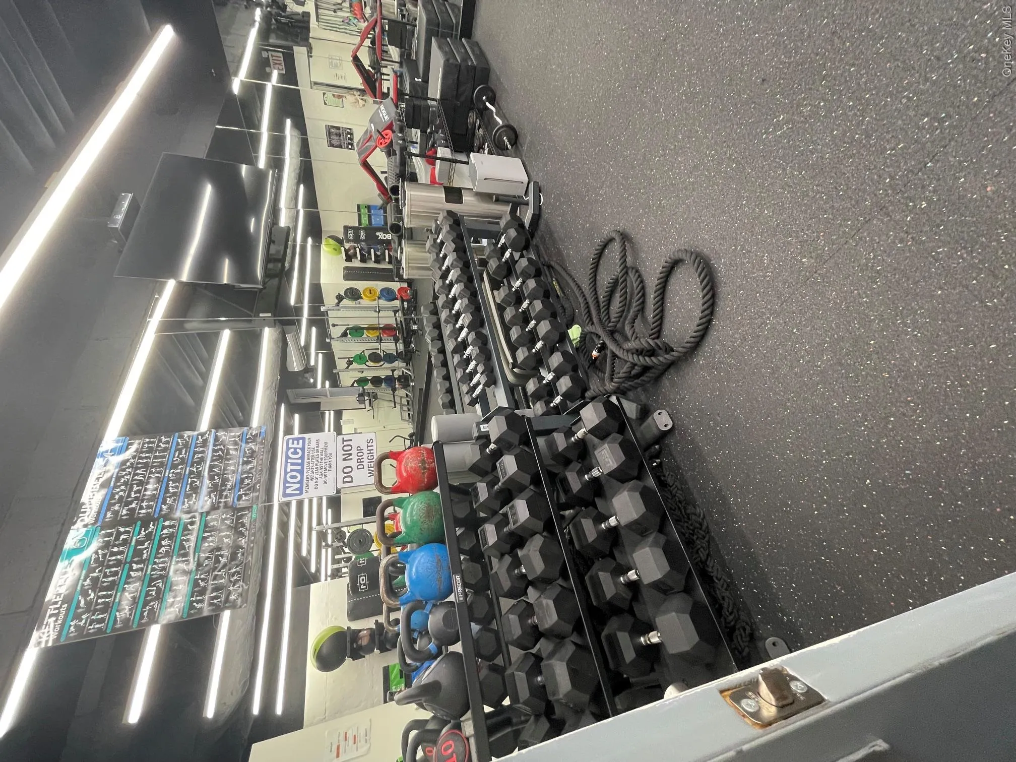 GYM GYM