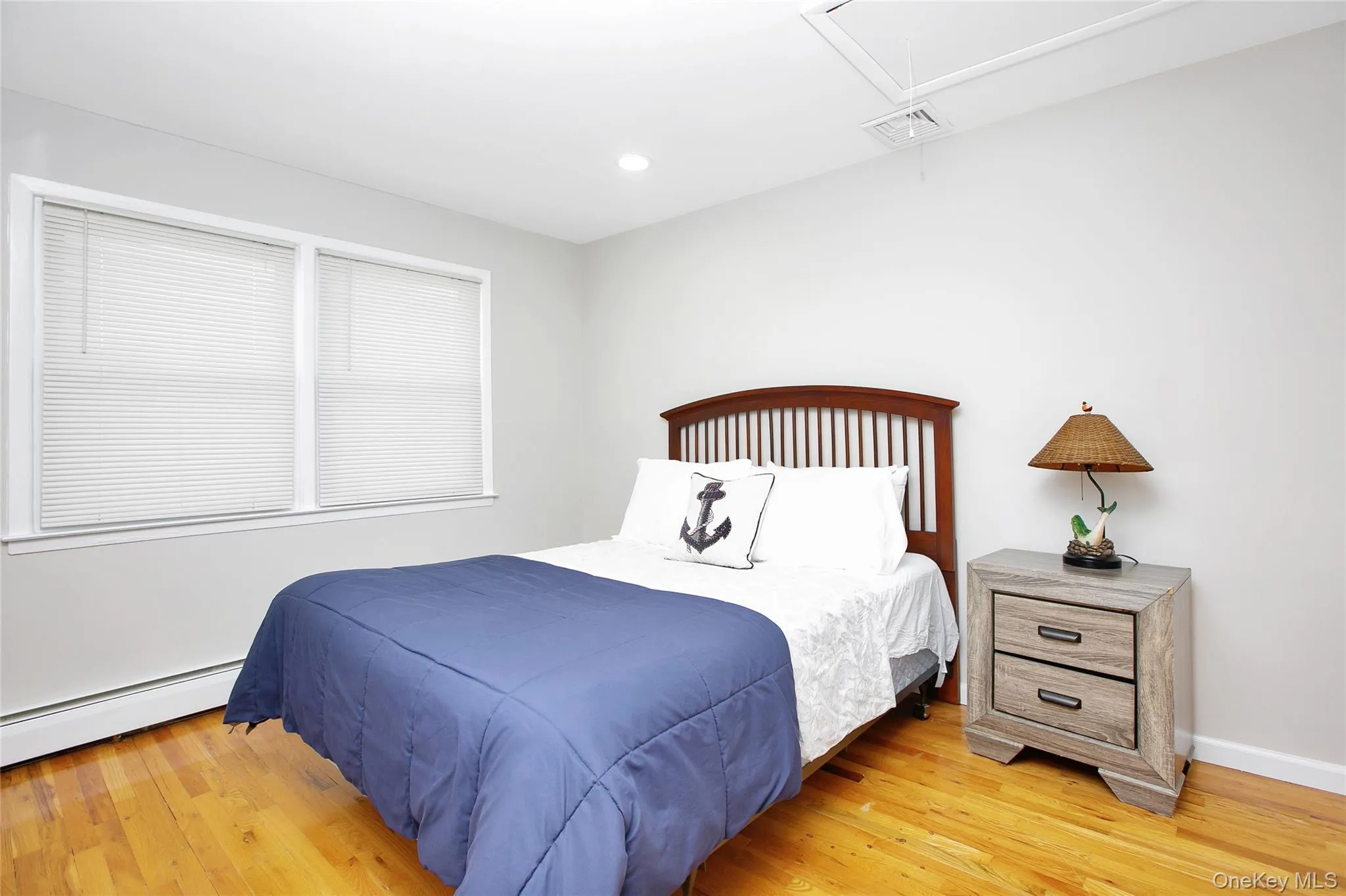 5 Kensington, Hempstead, NY, 6 Bedrooms Bedrooms, 13 Rooms Rooms,3 BathroomsBathrooms,Residential,For Rent,Kensington,0,1016110 5 Kensington, Hempstead, NY, 6 Bedrooms Bedrooms, 13 Rooms Rooms,3 BathroomsBathrooms,Residential,For Rent,Kensington,0,1016110