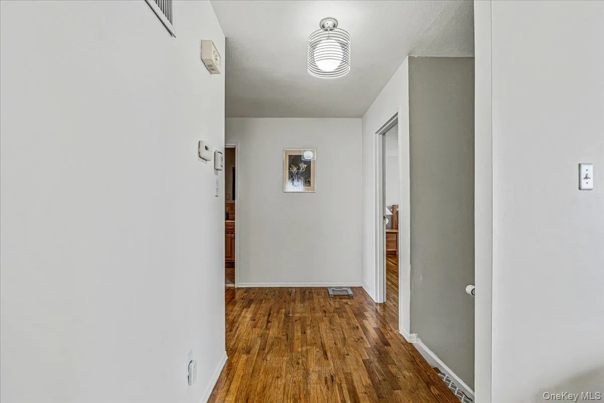 161-33 92nd Street, New York, NY, 4 Bedrooms Bedrooms, 16 Rooms Rooms,2 BathroomsBathrooms,Residential,For Rent,92nd,0,1016113 161-33 92nd Street, New York, NY, 4 Bedrooms Bedrooms, 16 Rooms Rooms,2 BathroomsBathrooms,Residential,For Rent,92nd,0,1016113