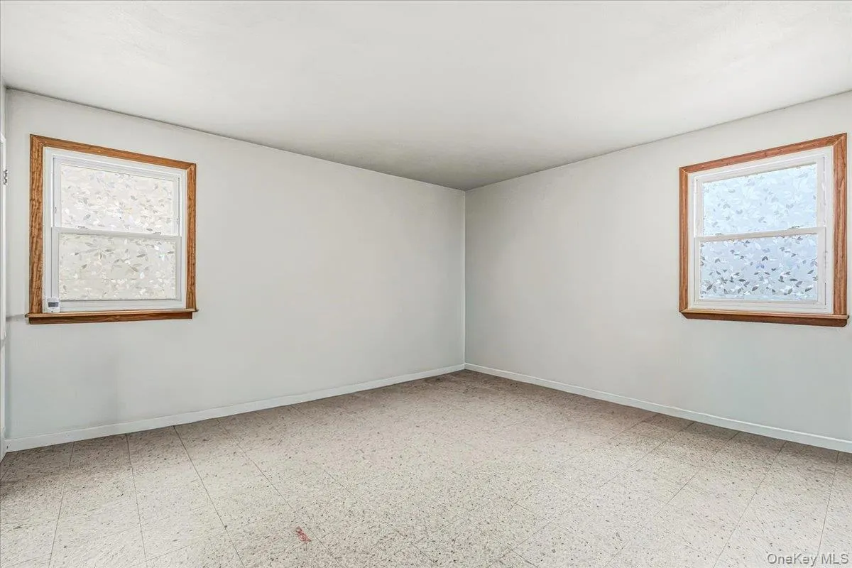 161-33 92nd Street, New York, NY, 4 Bedrooms Bedrooms, 16 Rooms Rooms,2 BathroomsBathrooms,Residential,For Rent,92nd,0,1016113 161-33 92nd Street, New York, NY, 4 Bedrooms Bedrooms, 16 Rooms Rooms,2 BathroomsBathrooms,Residential,For Rent,92nd,0,1016113