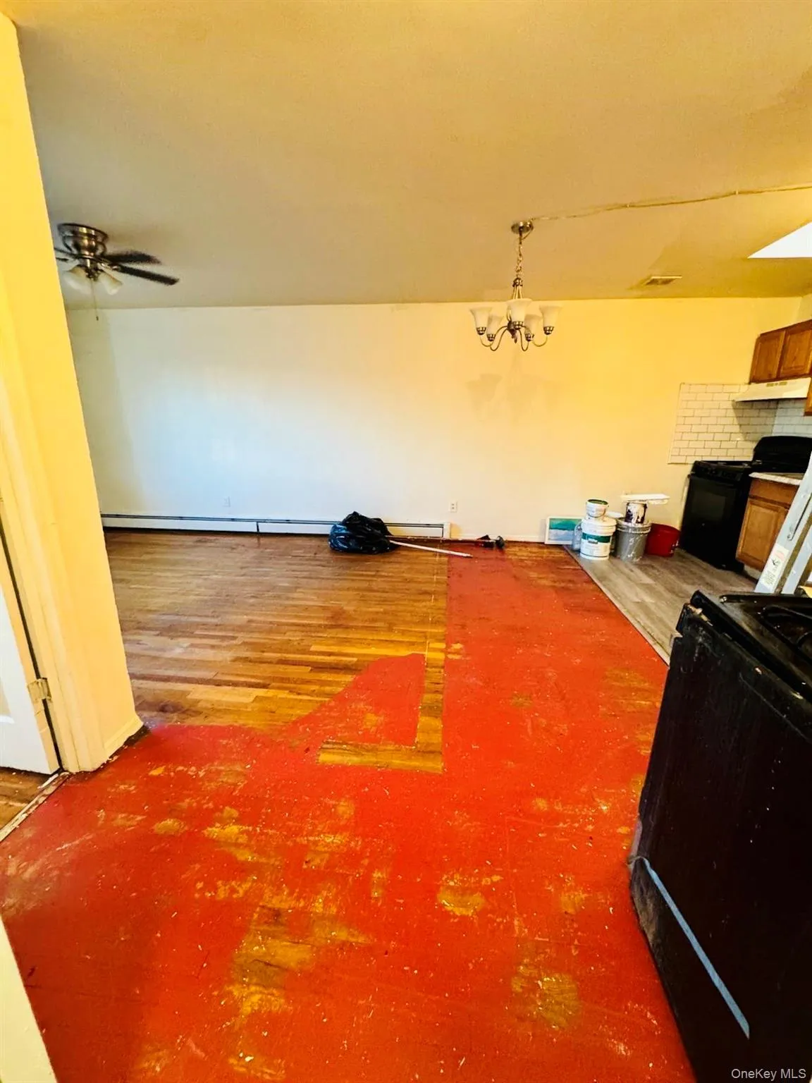 106-12 156th Street, New York, NY, 3 Bedrooms Bedrooms, 7 Rooms Rooms,2 BathroomsBathrooms,Residential Lease,For Rent,156th,0,1016116 106-12 156th Street, New York, NY, 3 Bedrooms Bedrooms, 7 Rooms Rooms,2 BathroomsBathrooms,Residential Lease,For Rent,156th,0,1016116