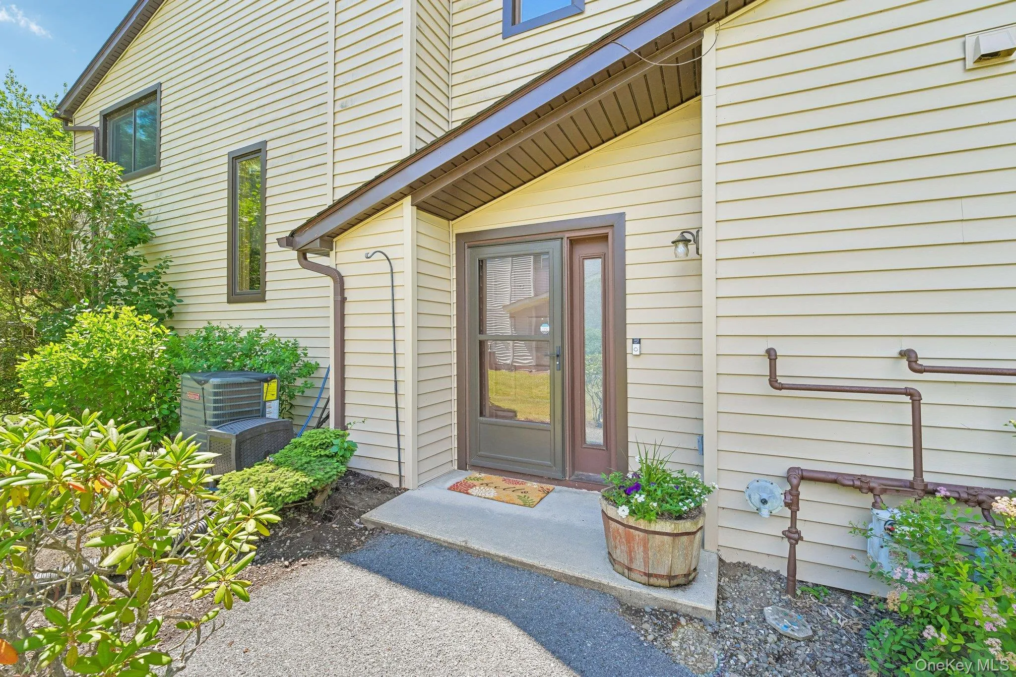 174 Eagleton Drive, Chester Town, NY, 3 Bedrooms Bedrooms, 7 Rooms Rooms,2 BathroomsBathrooms,Residential,For Rent,Eagleton,0,1016117 174 Eagleton Drive, Chester Town, NY, 3 Bedrooms Bedrooms, 7 Rooms Rooms,2 BathroomsBathrooms,Residential,For Rent,Eagleton,0,1016117