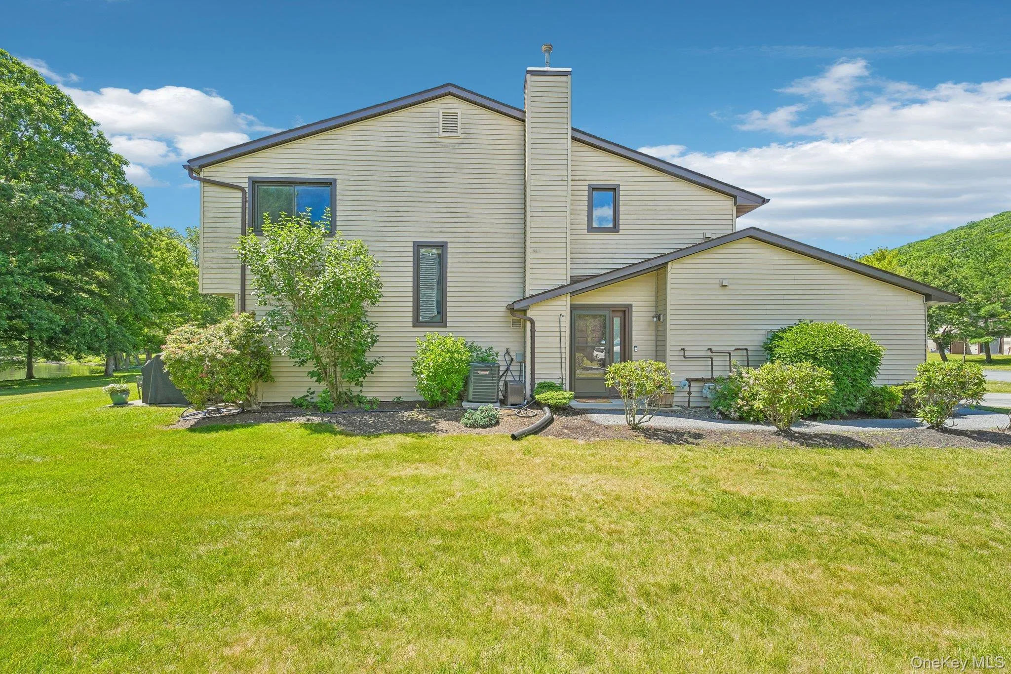 174 Eagleton Drive, Chester Town, NY, 3 Bedrooms Bedrooms, 7 Rooms Rooms,2 BathroomsBathrooms,Residential,For Rent,Eagleton,0,1016117 174 Eagleton Drive, Chester Town, NY, 3 Bedrooms Bedrooms, 7 Rooms Rooms,2 BathroomsBathrooms,Residential,For Rent,Eagleton,0,1016117