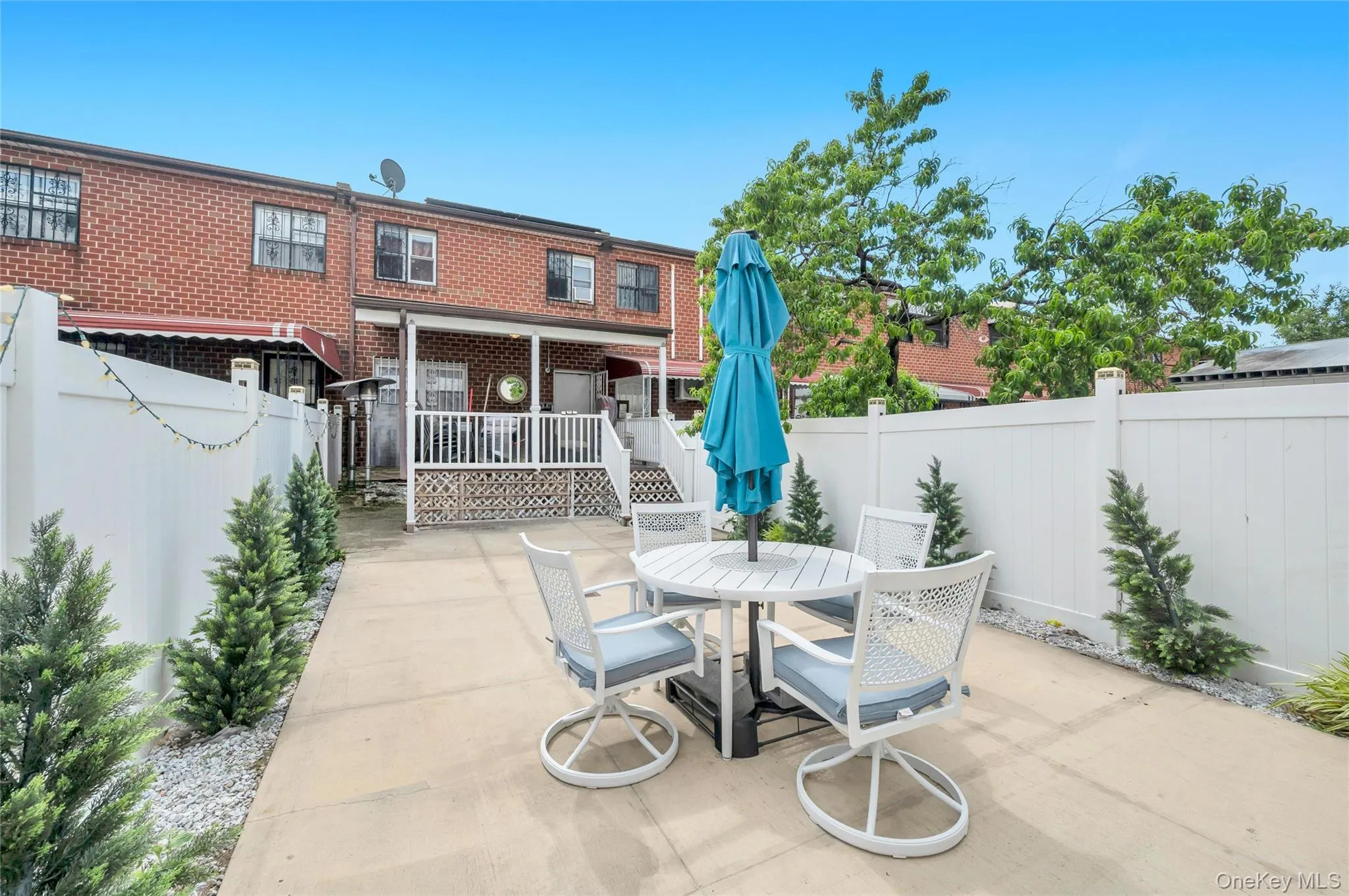 529 Powell Street, New York, NY, 3 Bedrooms Bedrooms, 9 Rooms Rooms,3 BathroomsBathrooms,Residential,For Rent,Powell,0,KEY1016118 529 Powell Street, New York, NY, 3 Bedrooms Bedrooms, 9 Rooms Rooms,3 BathroomsBathrooms,Residential,For Rent,Powell,0,KEY1016118