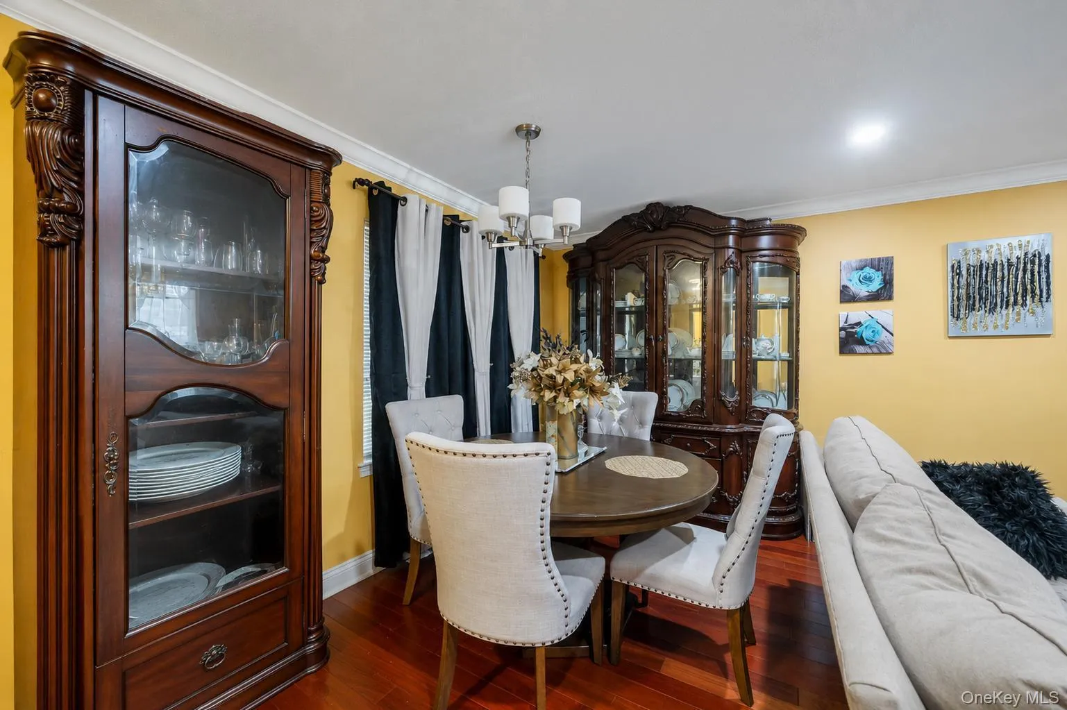 529 Powell Street, New York, NY, 3 Bedrooms Bedrooms, 9 Rooms Rooms,3 BathroomsBathrooms,Residential,For Rent,Powell,0,KEY1016118 529 Powell Street, New York, NY, 3 Bedrooms Bedrooms, 9 Rooms Rooms,3 BathroomsBathrooms,Residential,For Rent,Powell,0,KEY1016118