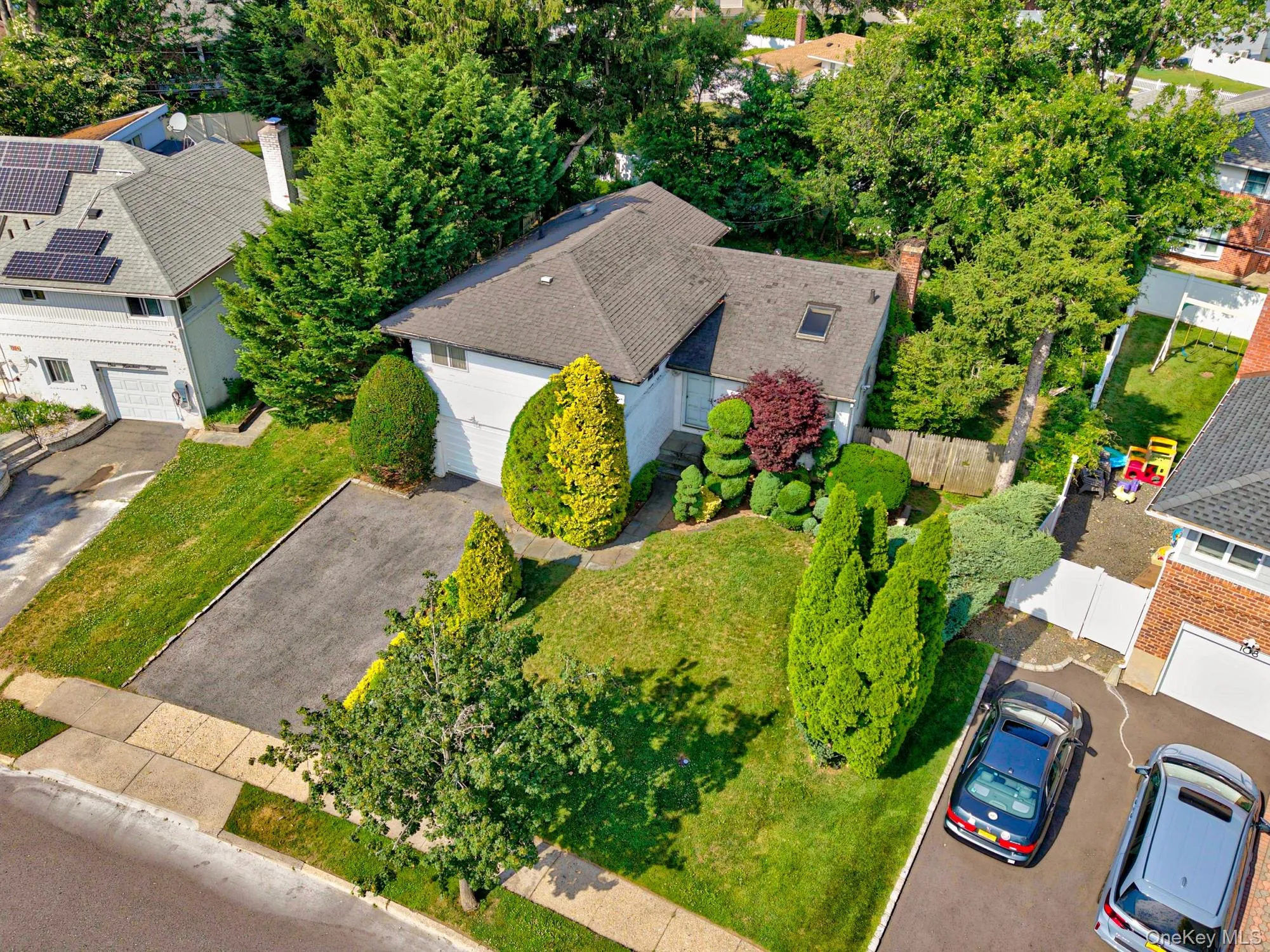106 Westbury Avenue, Oyster Bay, NY, 3 Bedrooms Bedrooms, 7 Rooms Rooms,2 BathroomsBathrooms,Residential,For Rent,Westbury,0,1016119 106 Westbury Avenue, Oyster Bay, NY, 3 Bedrooms Bedrooms, 7 Rooms Rooms,2 BathroomsBathrooms,Residential,For Rent,Westbury,0,1016119