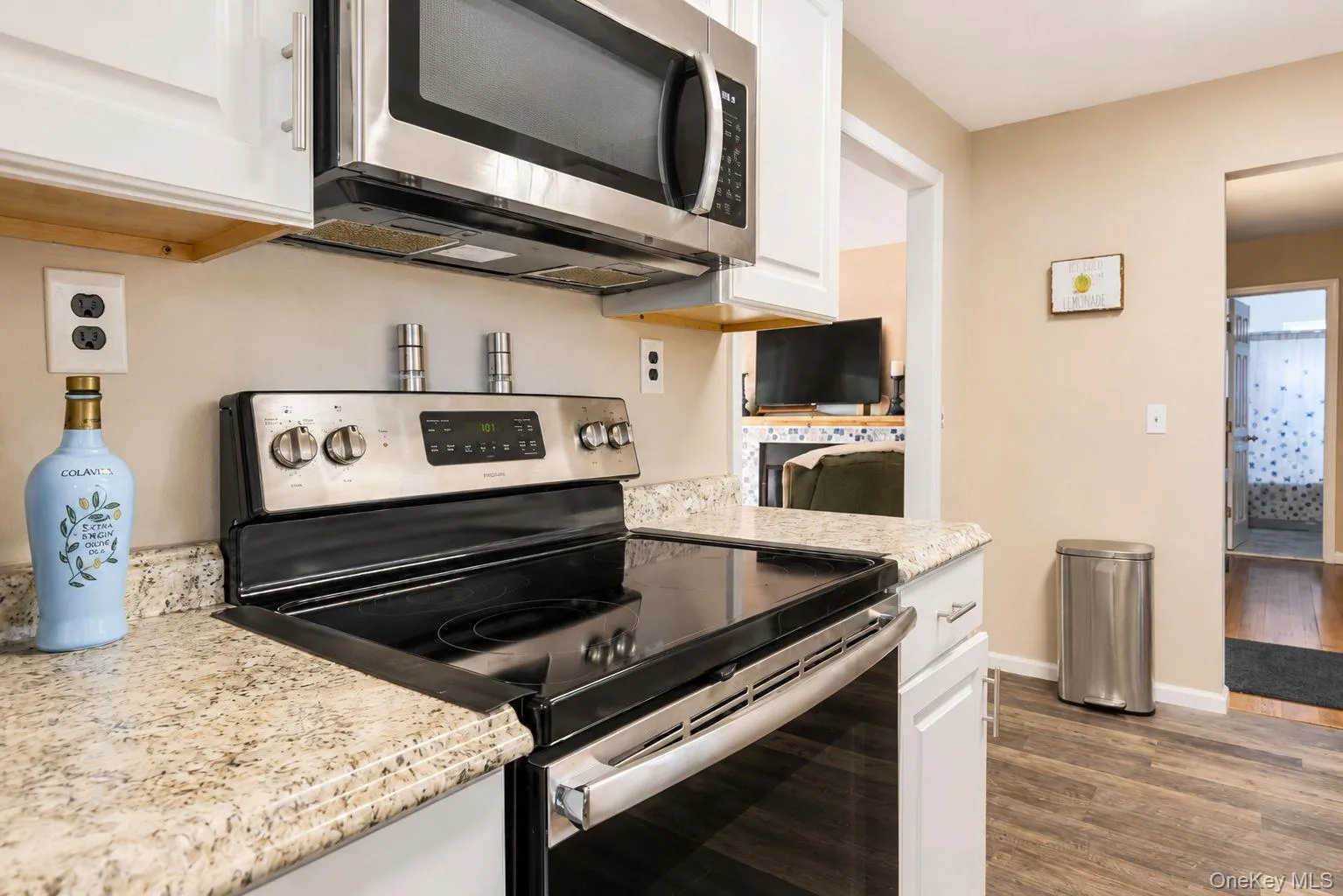 5 High View Terrace, Thompson, NY, 3 Bedrooms Bedrooms, 6 Rooms Rooms,2 BathroomsBathrooms,Residential,For Rent,High View,0,KEY1016123 5 High View Terrace, Thompson, NY, 3 Bedrooms Bedrooms, 6 Rooms Rooms,2 BathroomsBathrooms,Residential,For Rent,High View,0,KEY1016123