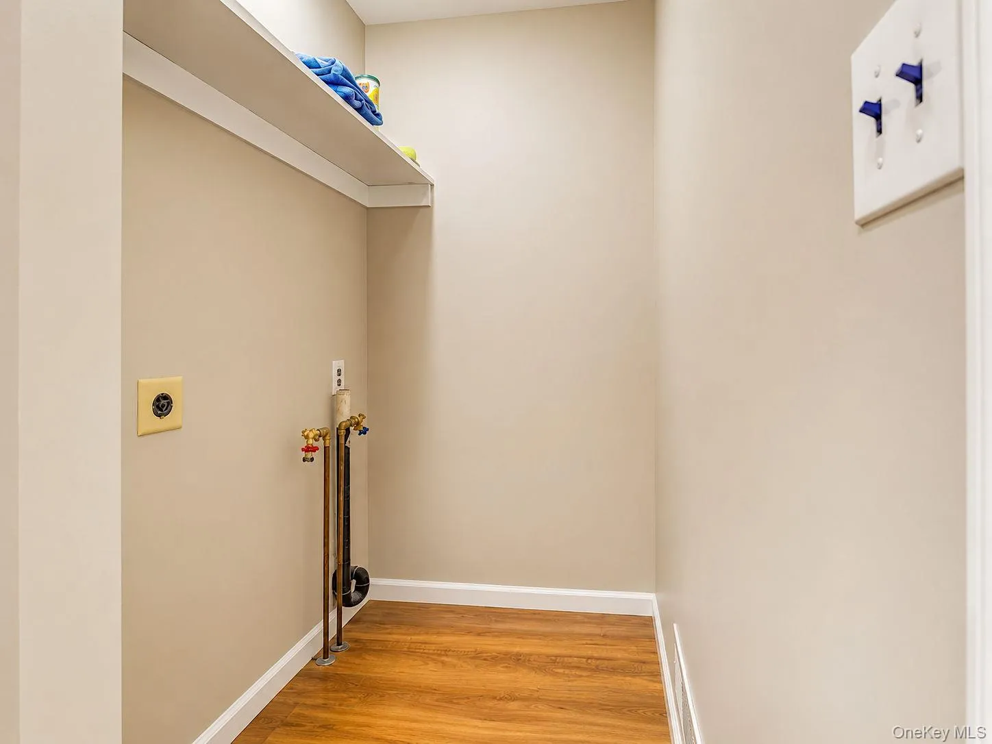 5 High View Terrace, Thompson, NY, 3 Bedrooms Bedrooms, 6 Rooms Rooms,2 BathroomsBathrooms,Residential,For Rent,High View,0,KEY1016123 5 High View Terrace, Thompson, NY, 3 Bedrooms Bedrooms, 6 Rooms Rooms,2 BathroomsBathrooms,Residential,For Rent,High View,0,KEY1016123