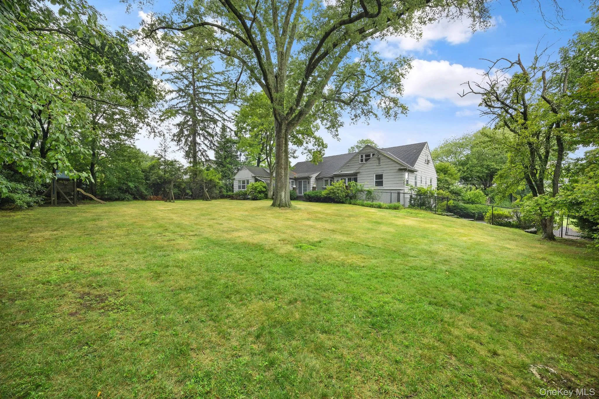 98 Brookby Road, Scarsdale, NY, 5 Bedrooms Bedrooms, 13 Rooms Rooms,4 BathroomsBathrooms,Residential Lease,For Rent,Brookby,0,1016124 98 Brookby Road, Scarsdale, NY, 5 Bedrooms Bedrooms, 13 Rooms Rooms,4 BathroomsBathrooms,Residential Lease,For Rent,Brookby,0,1016124