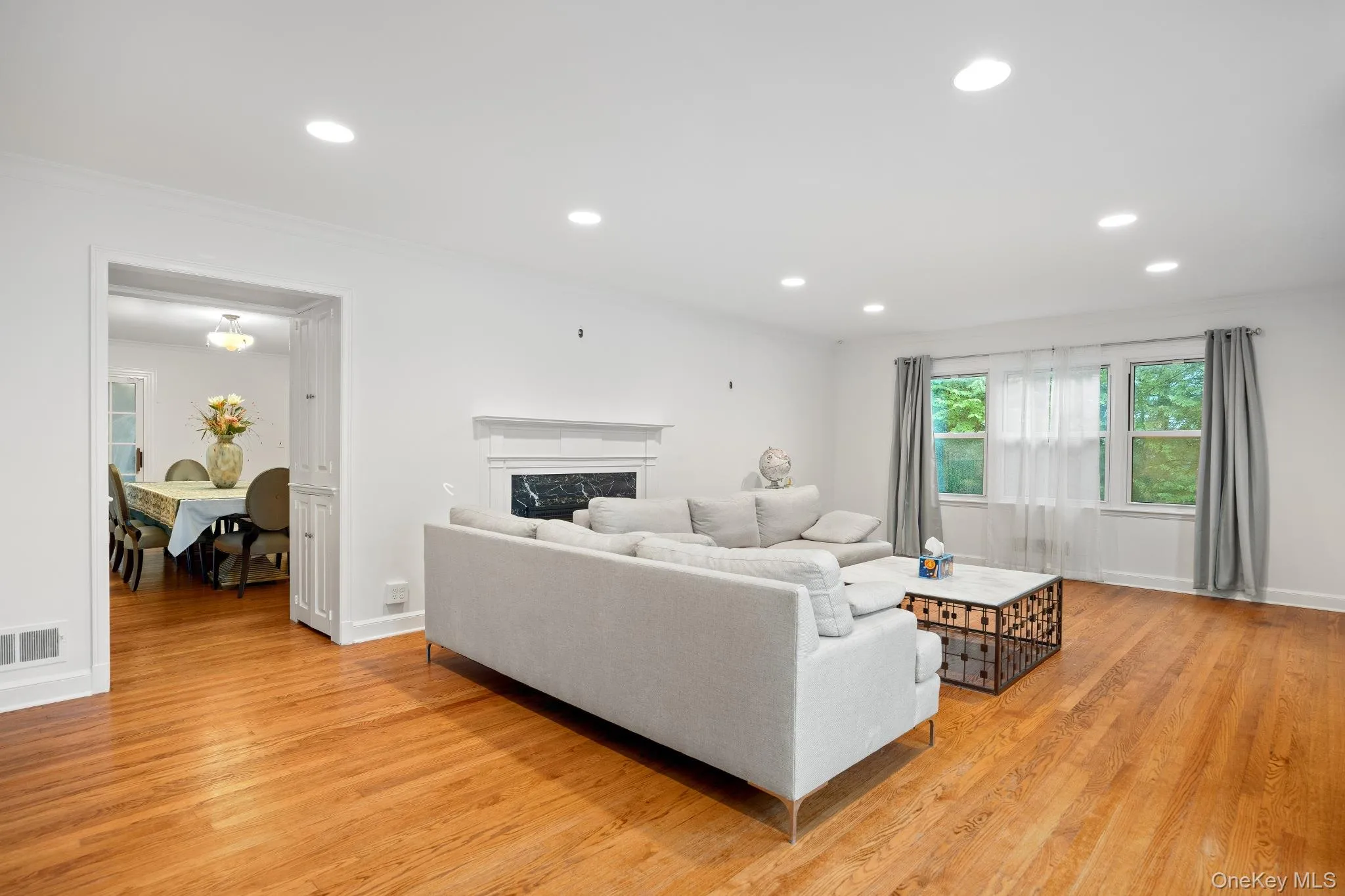 98 Brookby Road, Scarsdale, NY, 5 Bedrooms Bedrooms, 13 Rooms Rooms,4 BathroomsBathrooms,Residential Lease,For Rent,Brookby,0,1016124 98 Brookby Road, Scarsdale, NY, 5 Bedrooms Bedrooms, 13 Rooms Rooms,4 BathroomsBathrooms,Residential Lease,For Rent,Brookby,0,1016124