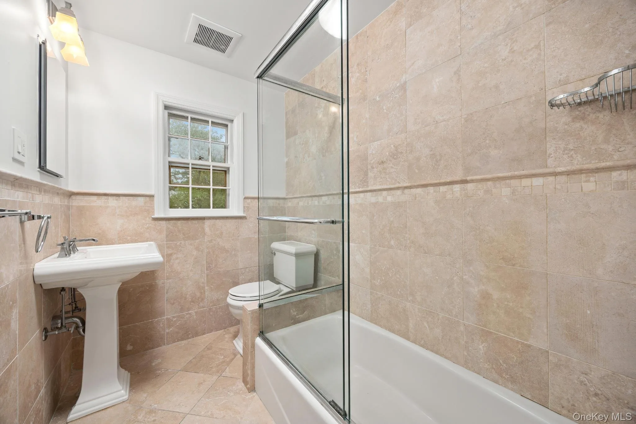 98 Brookby Road, Scarsdale, NY, 5 Bedrooms Bedrooms, 13 Rooms Rooms,4 BathroomsBathrooms,Residential Lease,For Rent,Brookby,0,1016124 98 Brookby Road, Scarsdale, NY, 5 Bedrooms Bedrooms, 13 Rooms Rooms,4 BathroomsBathrooms,Residential Lease,For Rent,Brookby,0,1016124