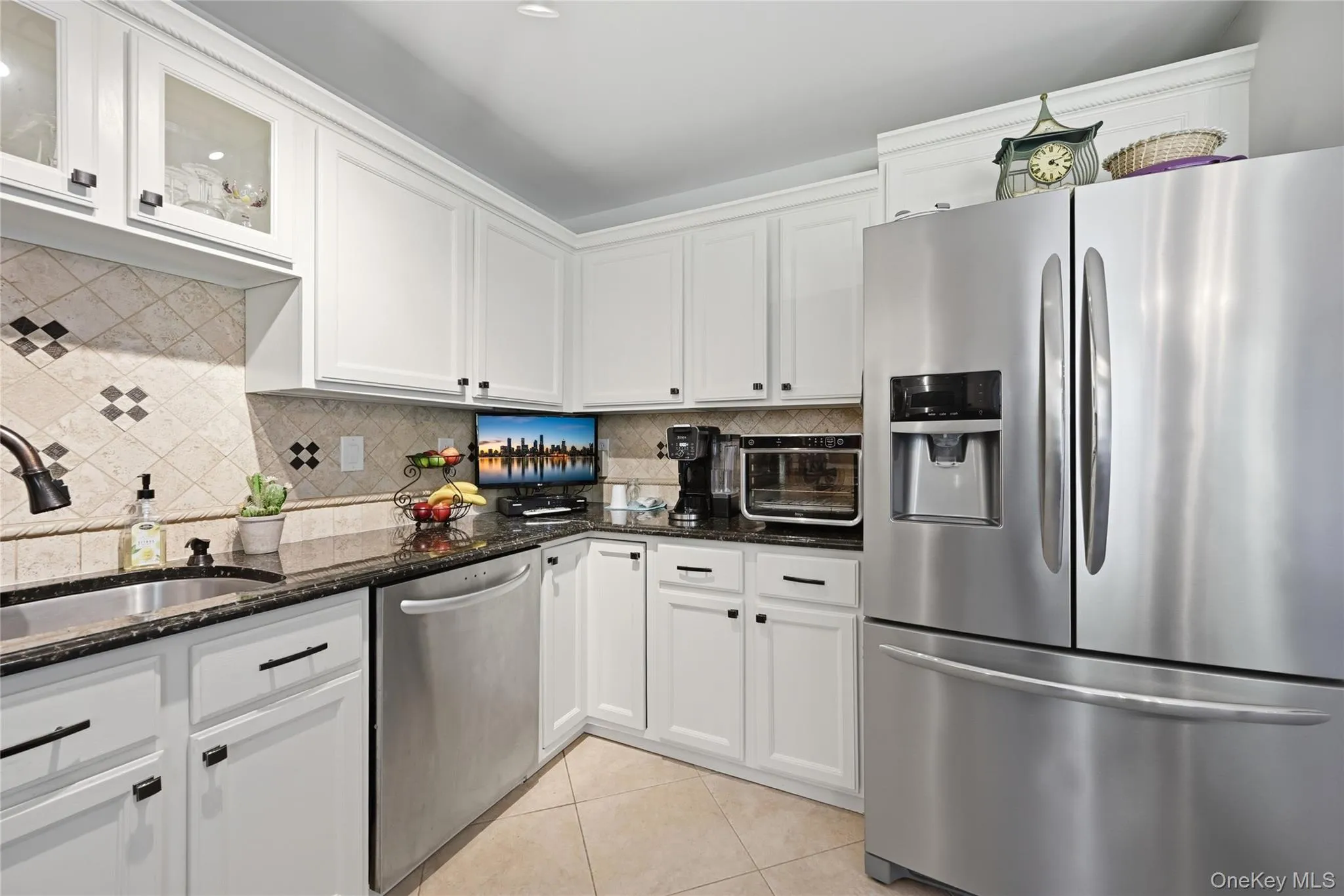 129 Farm House Court, Brookhaven, NY, 3 Bedrooms Bedrooms, 6 Rooms Rooms,2 BathroomsBathrooms,Residential,For Rent,Farm House,0,1016125 129 Farm House Court, Brookhaven, NY, 3 Bedrooms Bedrooms, 6 Rooms Rooms,2 BathroomsBathrooms,Residential,For Rent,Farm House,0,1016125