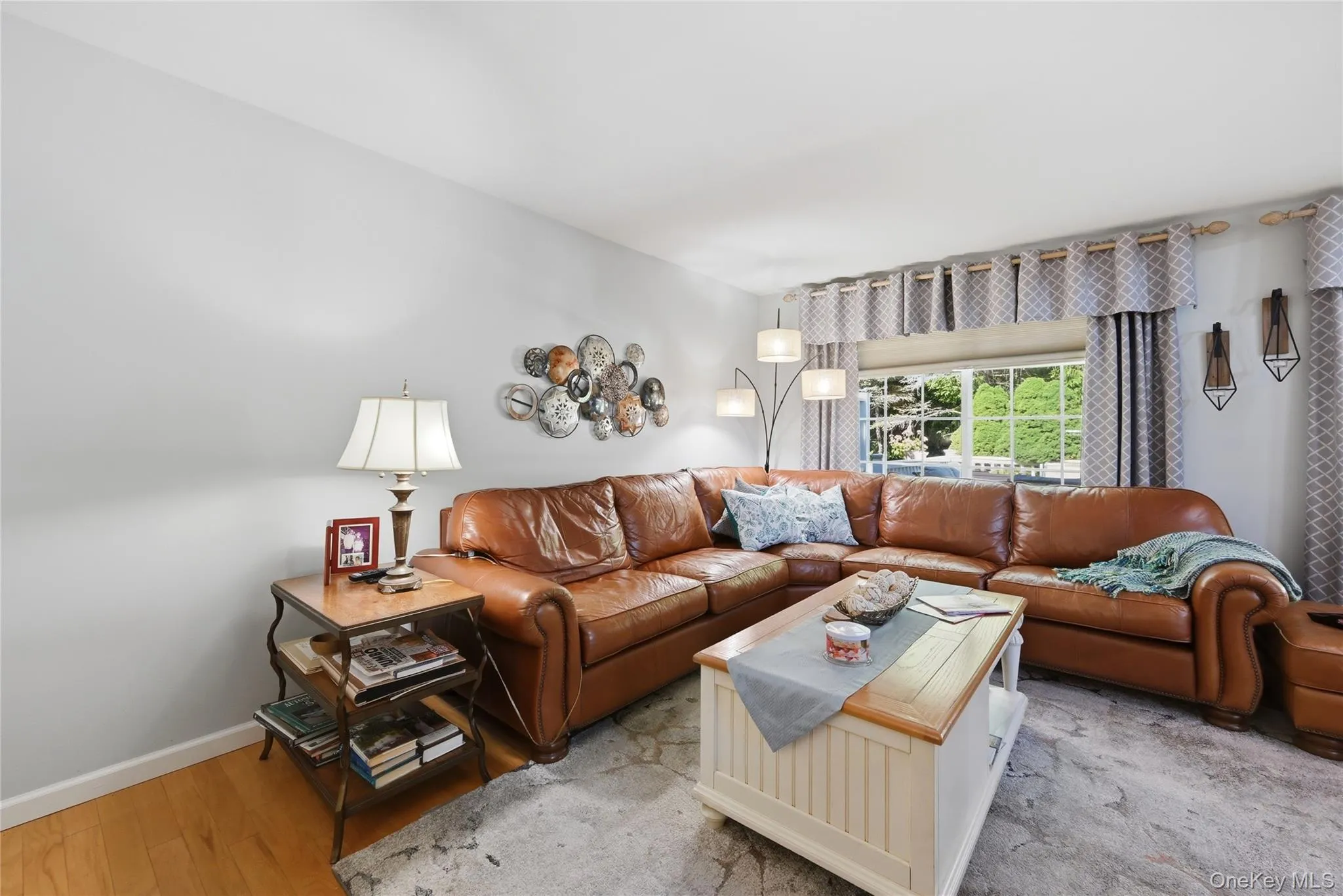 129 Farm House Court, Brookhaven, NY, 3 Bedrooms Bedrooms, 6 Rooms Rooms,2 BathroomsBathrooms,Residential,For Rent,Farm House,0,1016125 129 Farm House Court, Brookhaven, NY, 3 Bedrooms Bedrooms, 6 Rooms Rooms,2 BathroomsBathrooms,Residential,For Rent,Farm House,0,1016125