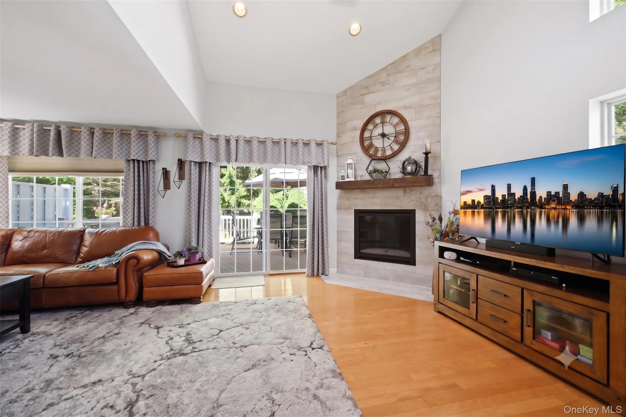 129 Farm House Court, Brookhaven, NY, 3 Bedrooms Bedrooms, 6 Rooms Rooms,2 BathroomsBathrooms,Residential,For Rent,Farm House,0,1016125 129 Farm House Court, Brookhaven, NY, 3 Bedrooms Bedrooms, 6 Rooms Rooms,2 BathroomsBathrooms,Residential,For Rent,Farm House,0,1016125