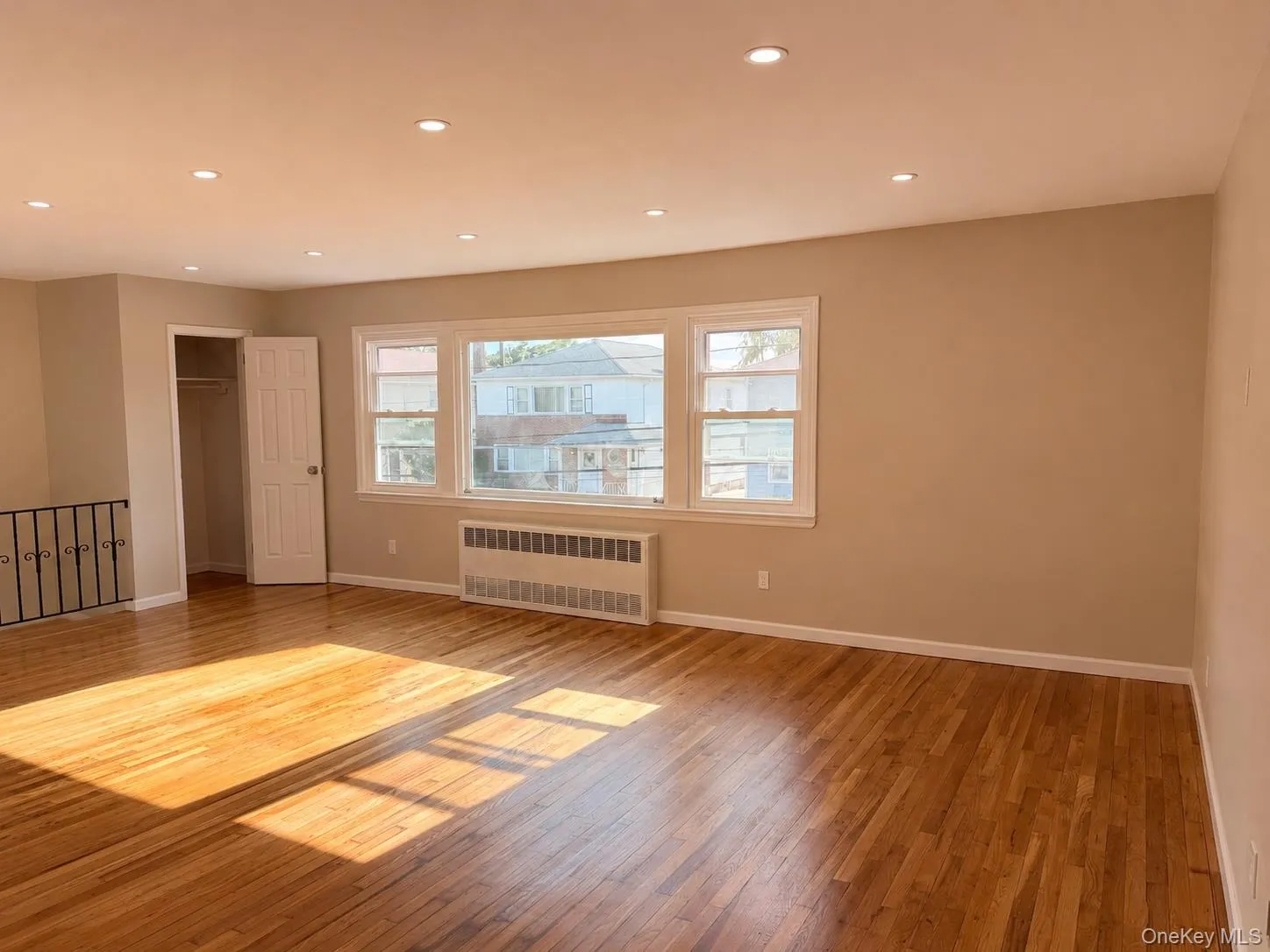 35 Gibson, Hempstead, NY, 2 Bedrooms Bedrooms, 3 Rooms Rooms,1 BathroomBathrooms,Residential Lease,For Rent,Gibson,0,1016127 35 Gibson, Hempstead, NY, 2 Bedrooms Bedrooms, 3 Rooms Rooms,1 BathroomBathrooms,Residential Lease,For Rent,Gibson,0,1016127