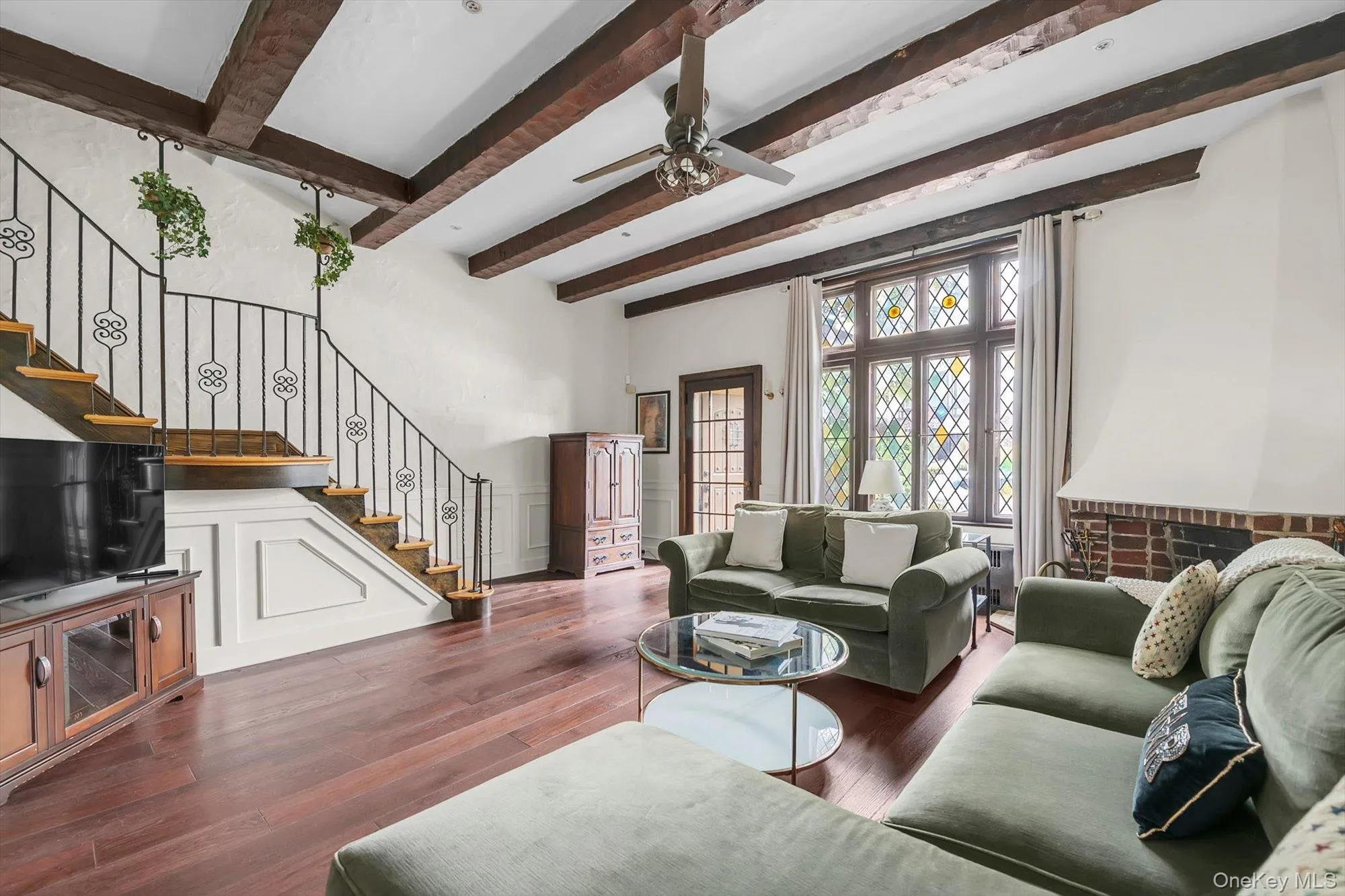 90-16 68th Avenue, New York, NY, 3 Bedrooms Bedrooms, 8 Rooms Rooms,2 BathroomsBathrooms,Residential,For Rent,68th,0,1016128 90-16 68th Avenue, New York, NY, 3 Bedrooms Bedrooms, 8 Rooms Rooms,2 BathroomsBathrooms,Residential,For Rent,68th,0,1016128