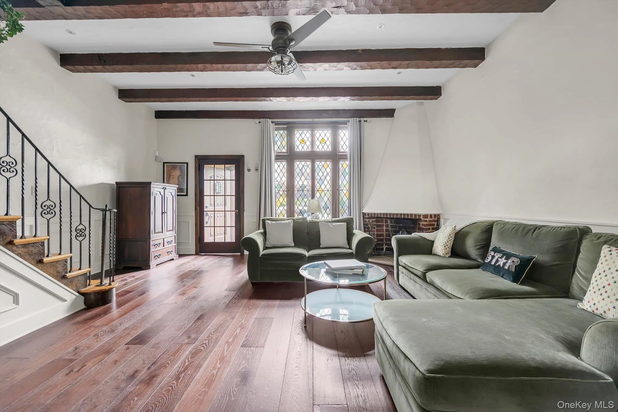 90-16 68th Avenue, New York, NY, 3 Bedrooms Bedrooms, 8 Rooms Rooms,2 BathroomsBathrooms,Residential,For Rent,68th,0,1016128 90-16 68th Avenue, New York, NY, 3 Bedrooms Bedrooms, 8 Rooms Rooms,2 BathroomsBathrooms,Residential,For Rent,68th,0,1016128