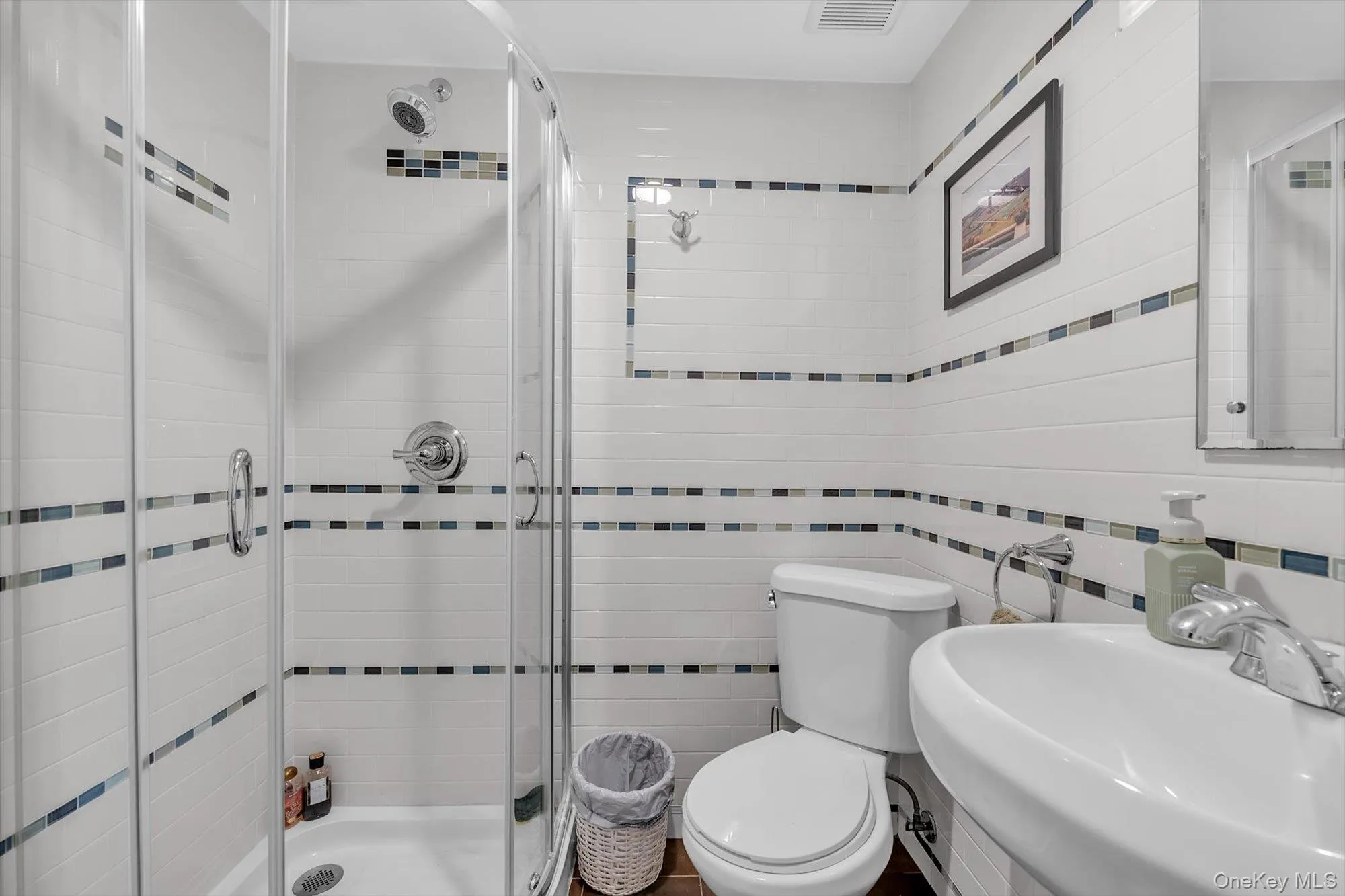 90-16 68th Avenue, New York, NY, 3 Bedrooms Bedrooms, 8 Rooms Rooms,2 BathroomsBathrooms,Residential,For Rent,68th,0,1016128 90-16 68th Avenue, New York, NY, 3 Bedrooms Bedrooms, 8 Rooms Rooms,2 BathroomsBathrooms,Residential,For Rent,68th,0,1016128