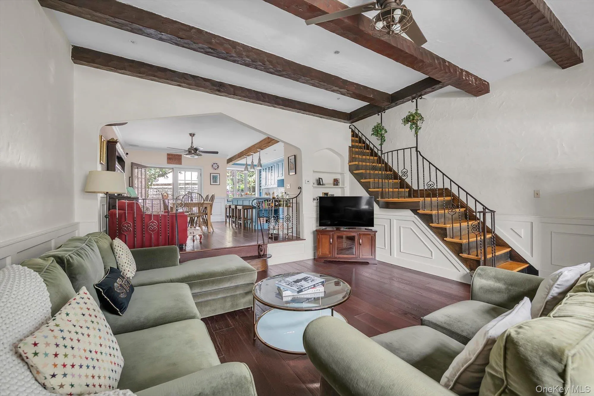 90-16 68th Avenue, New York, NY, 3 Bedrooms Bedrooms, 8 Rooms Rooms,2 BathroomsBathrooms,Residential,For Rent,68th,0,1016128 90-16 68th Avenue, New York, NY, 3 Bedrooms Bedrooms, 8 Rooms Rooms,2 BathroomsBathrooms,Residential,For Rent,68th,0,1016128