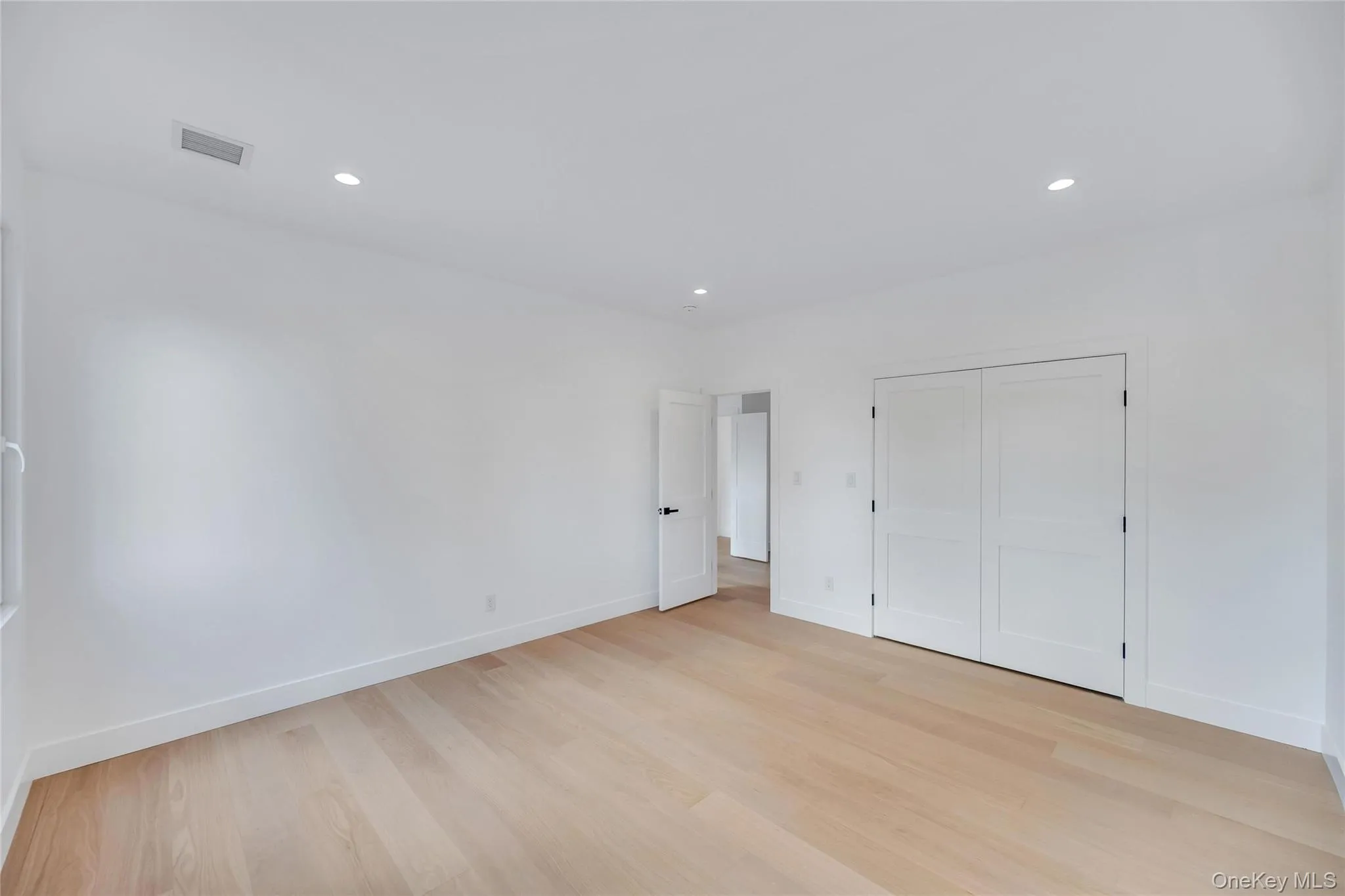 557 Knoll Court, Hempstead, NY, 5 Bedrooms Bedrooms, 10 Rooms Rooms,4 BathroomsBathrooms,Residential,For Rent,Knoll,0,1016131 557 Knoll Court, Hempstead, NY, 5 Bedrooms Bedrooms, 10 Rooms Rooms,4 BathroomsBathrooms,Residential,For Rent,Knoll,0,1016131