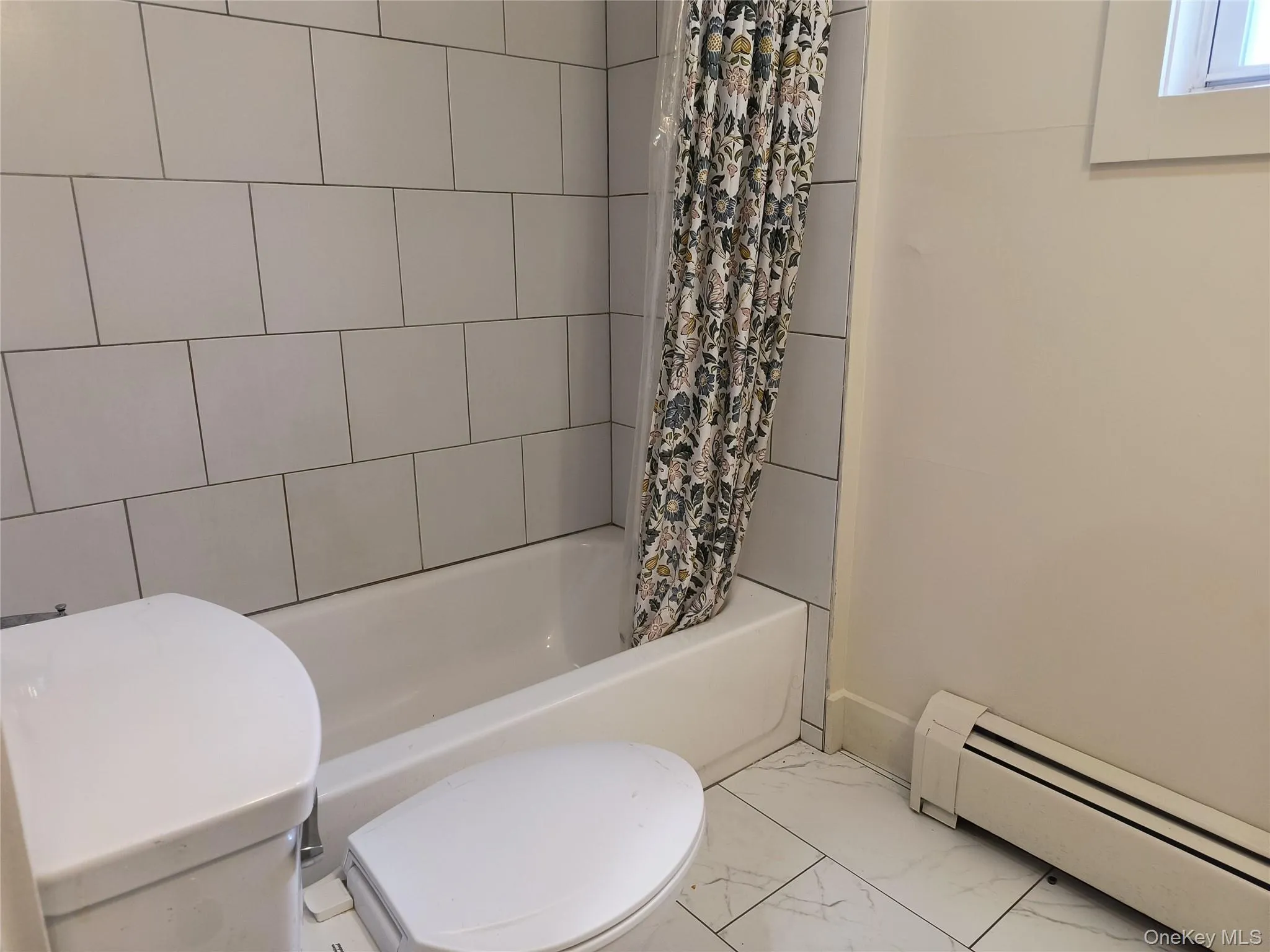 169 Miller Street, Newburgh (city), NY, 2 Bedrooms Bedrooms, 4 Rooms Rooms,1 BathroomBathrooms,Residential Lease,For Rent,Miller,0,1016133 169 Miller Street, Newburgh (city), NY, 2 Bedrooms Bedrooms, 4 Rooms Rooms,1 BathroomBathrooms,Residential Lease,For Rent,Miller,0,1016133