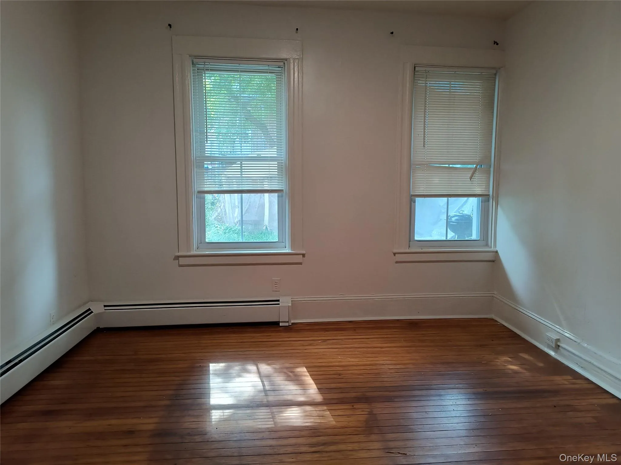 169 Miller Street, Newburgh (city), NY, 2 Bedrooms Bedrooms, 4 Rooms Rooms,1 BathroomBathrooms,Residential Lease,For Rent,Miller,0,1016133 169 Miller Street, Newburgh (city), NY, 2 Bedrooms Bedrooms, 4 Rooms Rooms,1 BathroomBathrooms,Residential Lease,For Rent,Miller,0,1016133