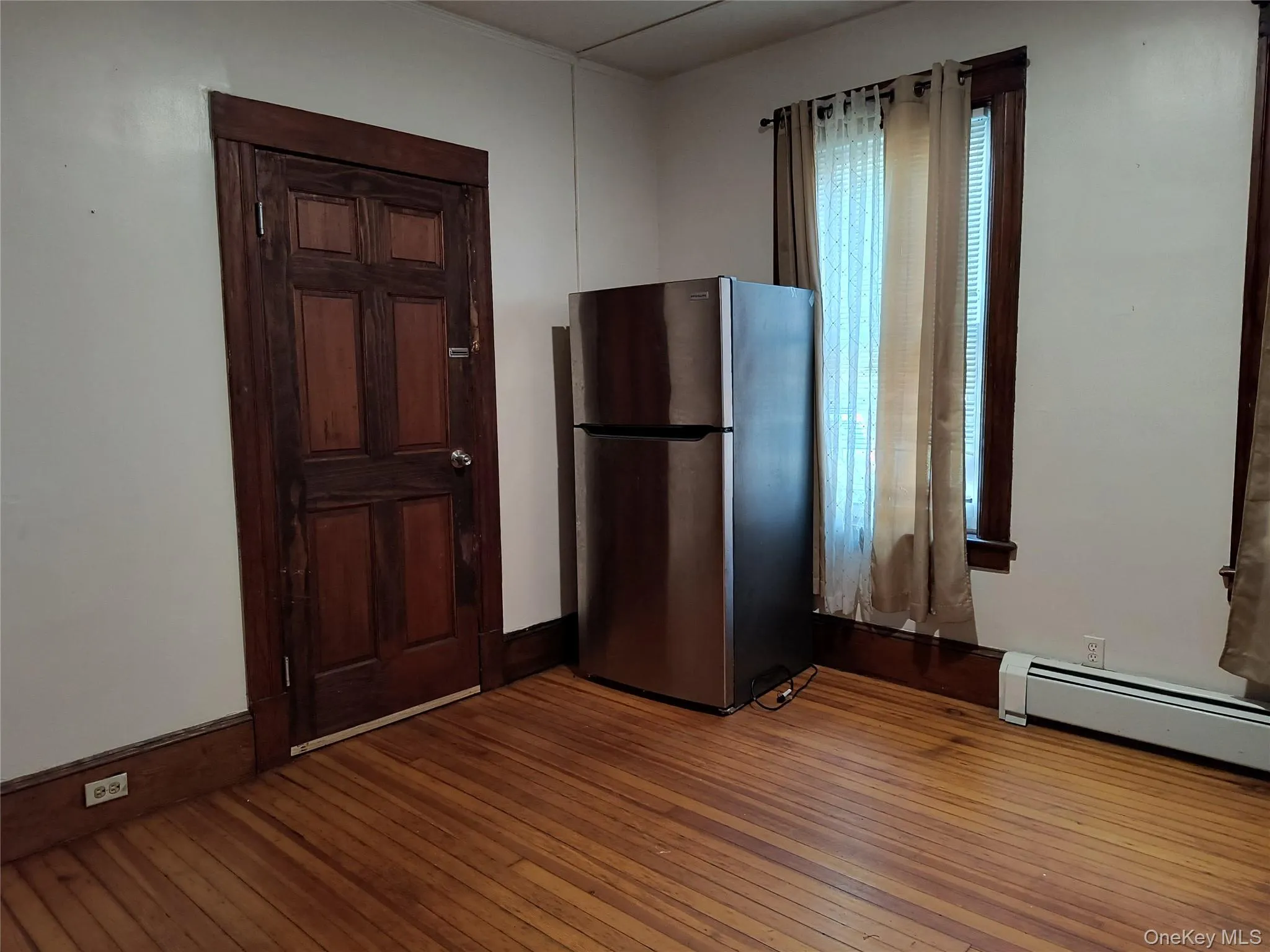 169 Miller Street, Newburgh (city), NY, 2 Bedrooms Bedrooms, 4 Rooms Rooms,1 BathroomBathrooms,Residential Lease,For Rent,Miller,0,1016133 169 Miller Street, Newburgh (city), NY, 2 Bedrooms Bedrooms, 4 Rooms Rooms,1 BathroomBathrooms,Residential Lease,For Rent,Miller,0,1016133