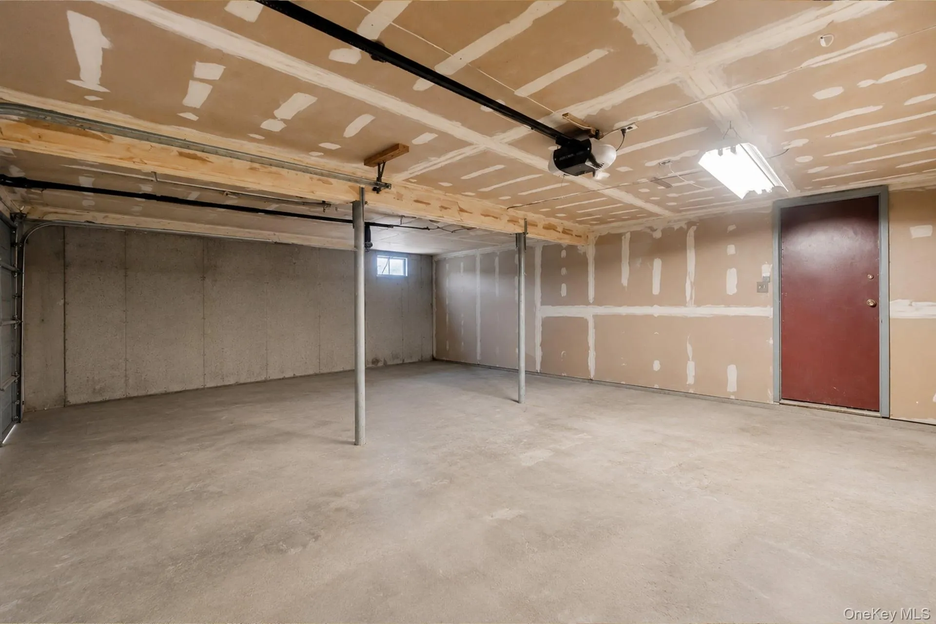 64 Patchogue Drive, Brookhaven, NY, 3 Bedrooms Bedrooms, 8 Rooms Rooms,2 BathroomsBathrooms,Residential,For Rent,Patchogue,0,1016138 64 Patchogue Drive, Brookhaven, NY, 3 Bedrooms Bedrooms, 8 Rooms Rooms,2 BathroomsBathrooms,Residential,For Rent,Patchogue,0,1016138
