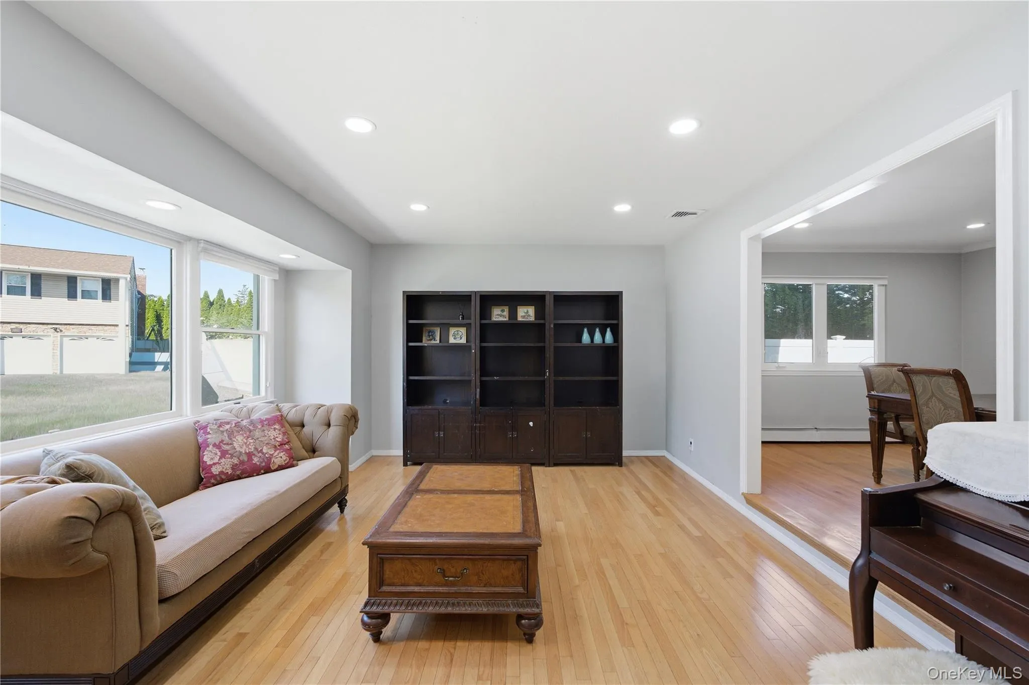 308 Oyster Bay Road, Oyster Bay, NY, 4 Bedrooms Bedrooms, 8 Rooms Rooms,2 BathroomsBathrooms,Residential,For Rent,Oyster Bay,0,KEY1016139 308 Oyster Bay Road, Oyster Bay, NY, 4 Bedrooms Bedrooms, 8 Rooms Rooms,2 BathroomsBathrooms,Residential,For Rent,Oyster Bay,0,KEY1016139