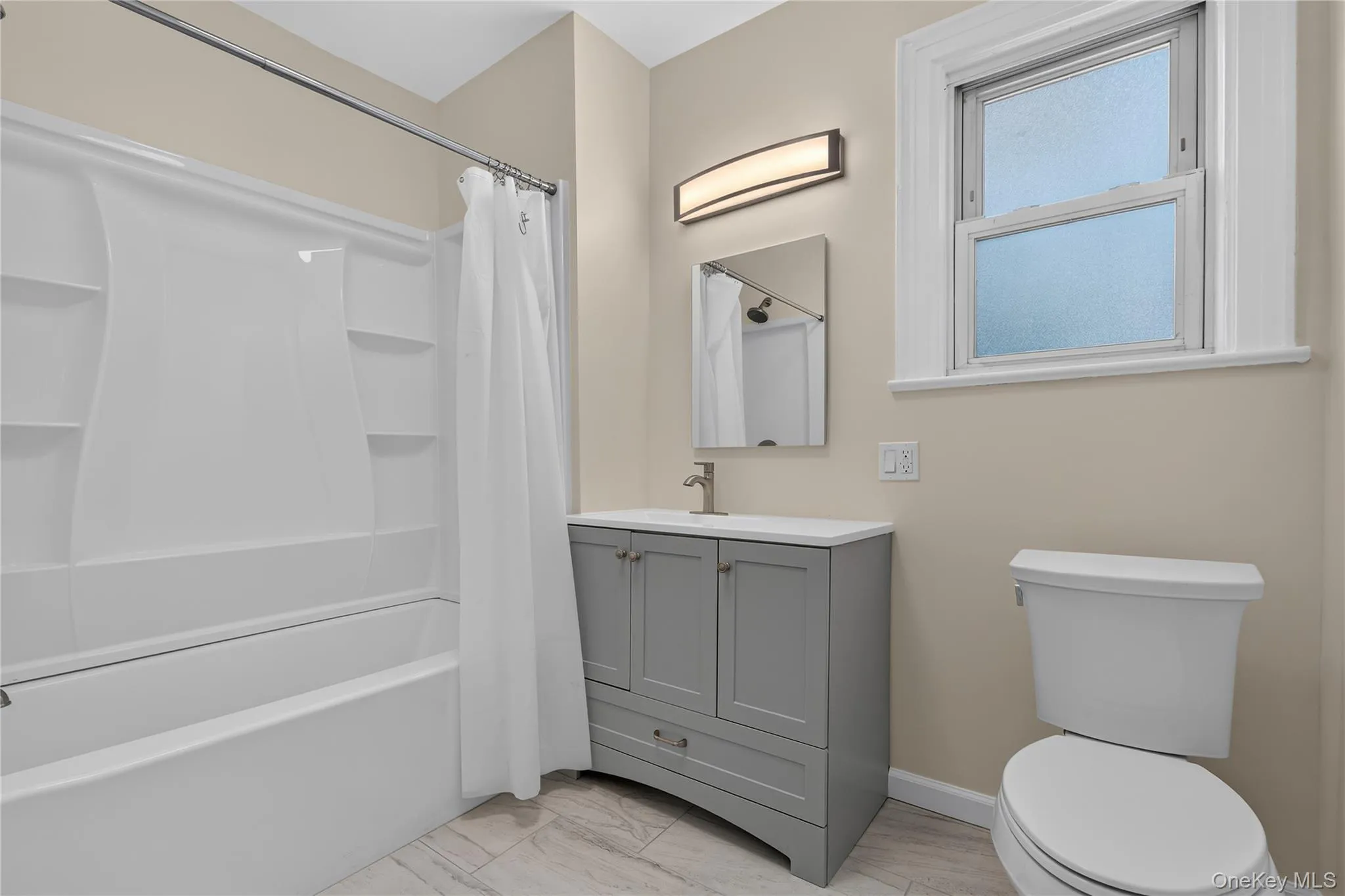 84 Page Avenue, Yonkers, NY, 3 Bedrooms Bedrooms, 8 Rooms Rooms,2 BathroomsBathrooms,Residential Lease,For Rent,Page,0,1016141 84 Page Avenue, Yonkers, NY, 3 Bedrooms Bedrooms, 8 Rooms Rooms,2 BathroomsBathrooms,Residential Lease,For Rent,Page,0,1016141
