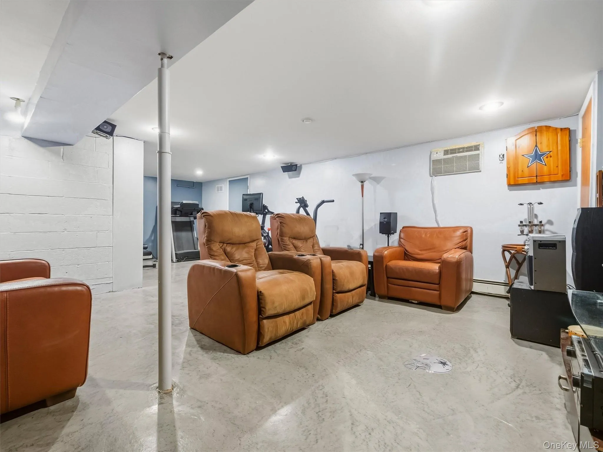 2 Hempstead Lane, Ramapo, NY, 4 Bedrooms Bedrooms, 11 Rooms Rooms,2 BathroomsBathrooms,Residential,For Rent,Hempstead,0,1016144 2 Hempstead Lane, Ramapo, NY, 4 Bedrooms Bedrooms, 11 Rooms Rooms,2 BathroomsBathrooms,Residential,For Rent,Hempstead,0,1016144
