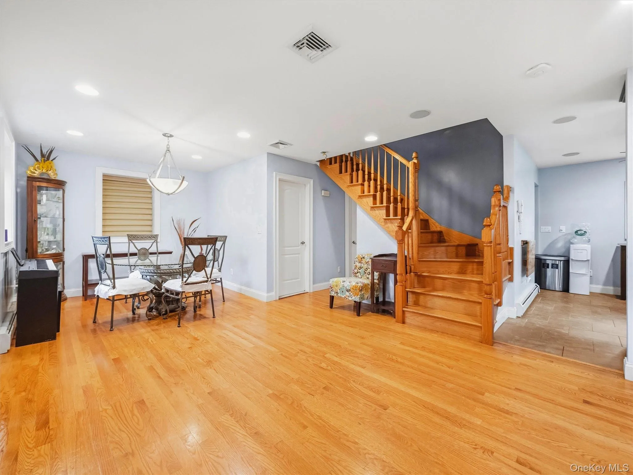 2 Hempstead Lane, Ramapo, NY, 4 Bedrooms Bedrooms, 11 Rooms Rooms,2 BathroomsBathrooms,Residential,For Rent,Hempstead,0,1016144 2 Hempstead Lane, Ramapo, NY, 4 Bedrooms Bedrooms, 11 Rooms Rooms,2 BathroomsBathrooms,Residential,For Rent,Hempstead,0,1016144