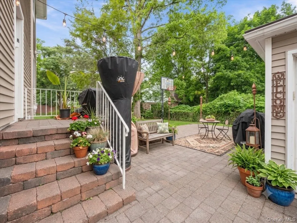 2 Hempstead Lane, Ramapo, NY, 4 Bedrooms Bedrooms, 11 Rooms Rooms,2 BathroomsBathrooms,Residential,For Rent,Hempstead,0,1016144 2 Hempstead Lane, Ramapo, NY, 4 Bedrooms Bedrooms, 11 Rooms Rooms,2 BathroomsBathrooms,Residential,For Rent,Hempstead,0,1016144