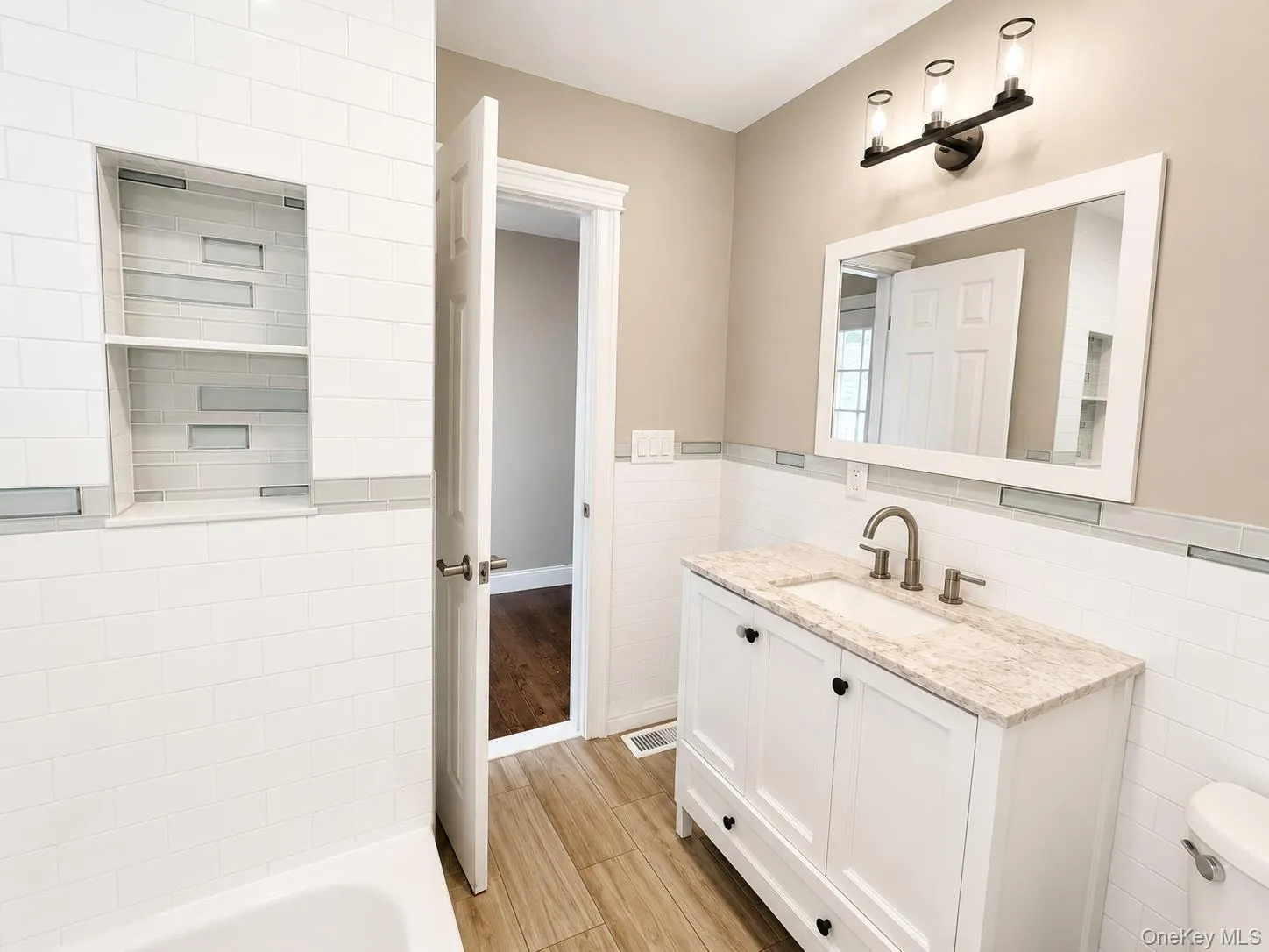 541 Indiana Avenue, Babylon, NY, 4 Bedrooms Bedrooms, 7 Rooms Rooms,2 BathroomsBathrooms,Residential,For Rent,Indiana,0,1016149 541 Indiana Avenue, Babylon, NY, 4 Bedrooms Bedrooms, 7 Rooms Rooms,2 BathroomsBathrooms,Residential,For Rent,Indiana,0,1016149