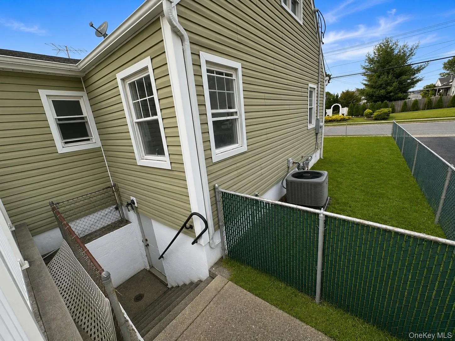 541 Indiana Avenue, Babylon, NY, 4 Bedrooms Bedrooms, 7 Rooms Rooms,2 BathroomsBathrooms,Residential,For Rent,Indiana,0,1016149 541 Indiana Avenue, Babylon, NY, 4 Bedrooms Bedrooms, 7 Rooms Rooms,2 BathroomsBathrooms,Residential,For Rent,Indiana,0,1016149