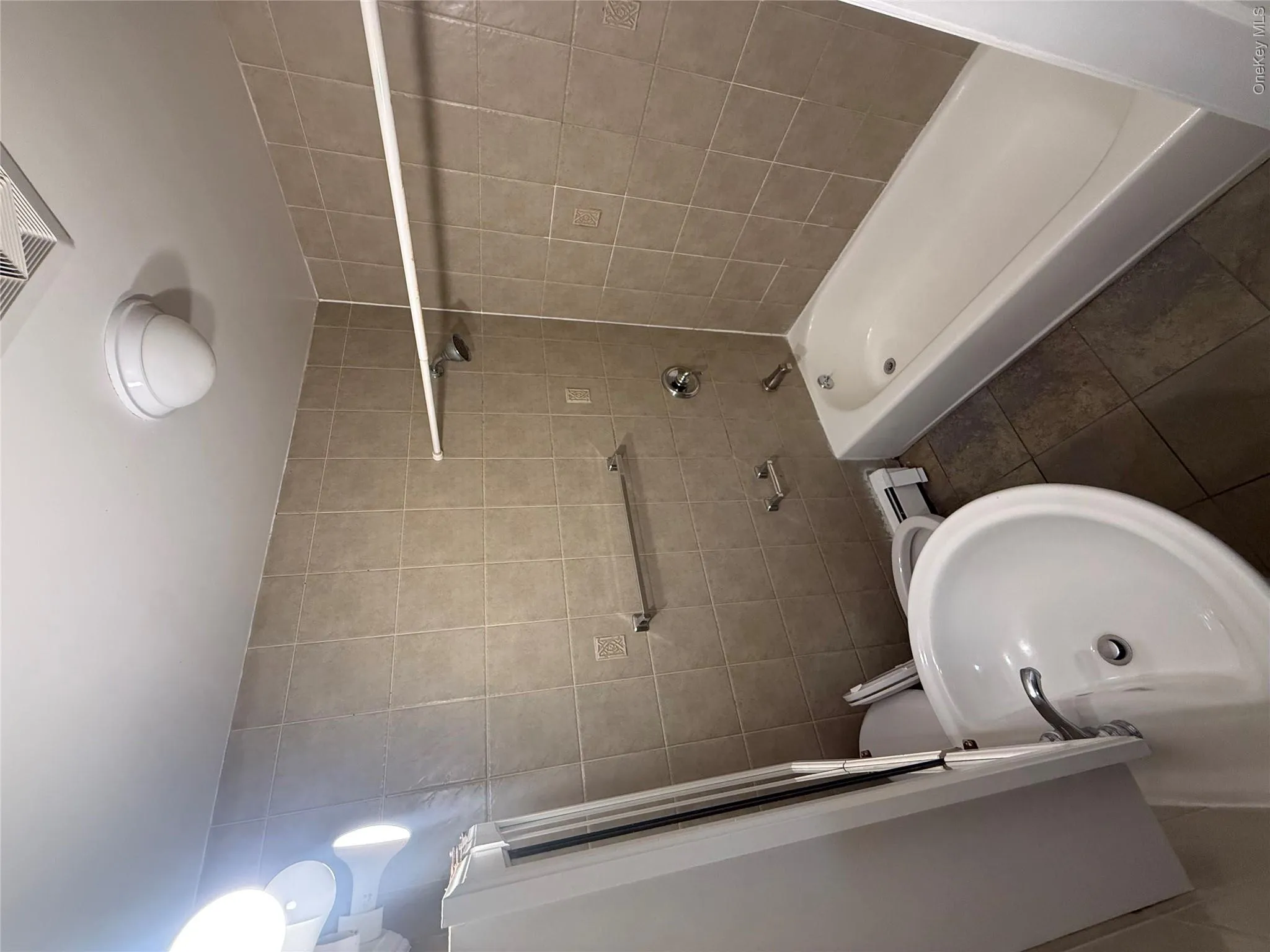 25322 147th Road, New York, NY, 3 Bedrooms Bedrooms, 5 Rooms Rooms,2 BathroomsBathrooms,Residential Lease,For Rent,147th,0,1016150 25322 147th Road, New York, NY, 3 Bedrooms Bedrooms, 5 Rooms Rooms,2 BathroomsBathrooms,Residential Lease,For Rent,147th,0,1016150