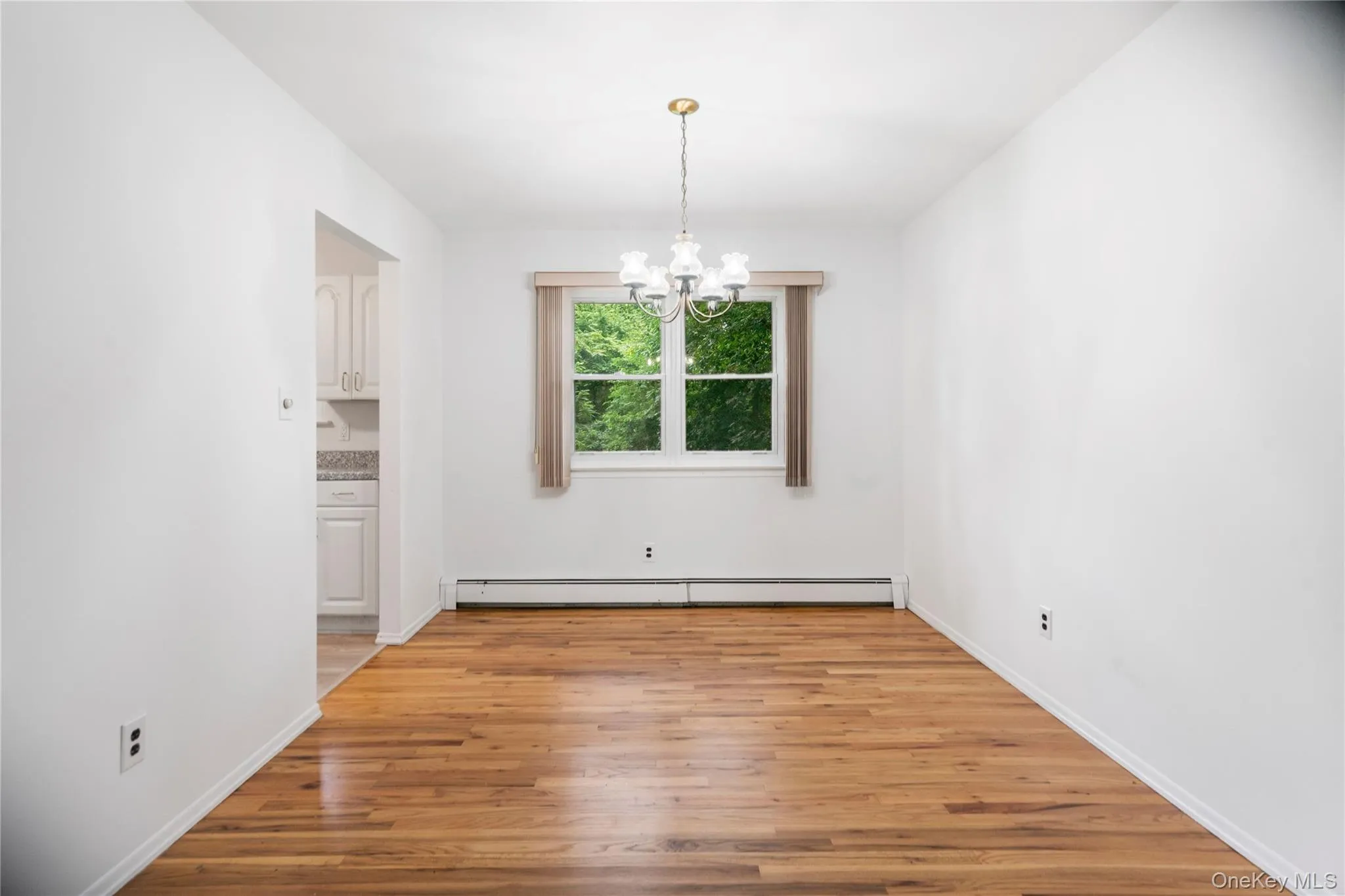 39 Wolfhollow Road, Brookhaven, NY, 3 Bedrooms Bedrooms, 9 Rooms Rooms,2 BathroomsBathrooms,Residential,For Rent,Wolfhollow,0,1016152 39 Wolfhollow Road, Brookhaven, NY, 3 Bedrooms Bedrooms, 9 Rooms Rooms,2 BathroomsBathrooms,Residential,For Rent,Wolfhollow,0,1016152