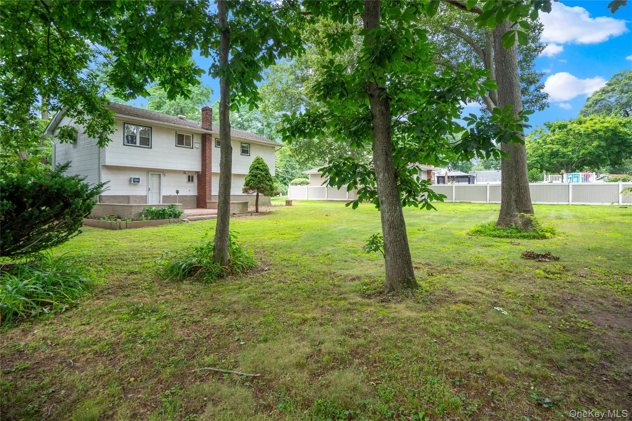39 Wolfhollow Road, Brookhaven, NY, 3 Bedrooms Bedrooms, 9 Rooms Rooms,2 BathroomsBathrooms,Residential Lease,For Rent,Wolfhollow,0,1016153 39 Wolfhollow Road, Brookhaven, NY, 3 Bedrooms Bedrooms, 9 Rooms Rooms,2 BathroomsBathrooms,Residential Lease,For Rent,Wolfhollow,0,1016153