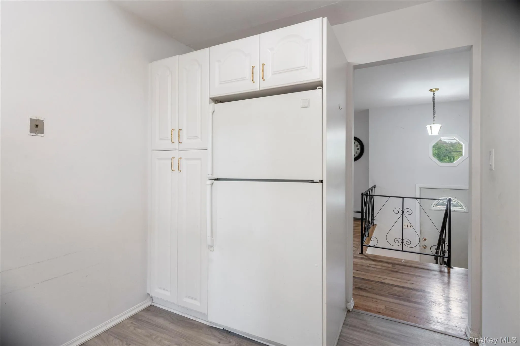 39 Wolfhollow Road, Brookhaven, NY, 3 Bedrooms Bedrooms, 9 Rooms Rooms,2 BathroomsBathrooms,Residential Lease,For Rent,Wolfhollow,0,1016153 39 Wolfhollow Road, Brookhaven, NY, 3 Bedrooms Bedrooms, 9 Rooms Rooms,2 BathroomsBathrooms,Residential Lease,For Rent,Wolfhollow,0,1016153