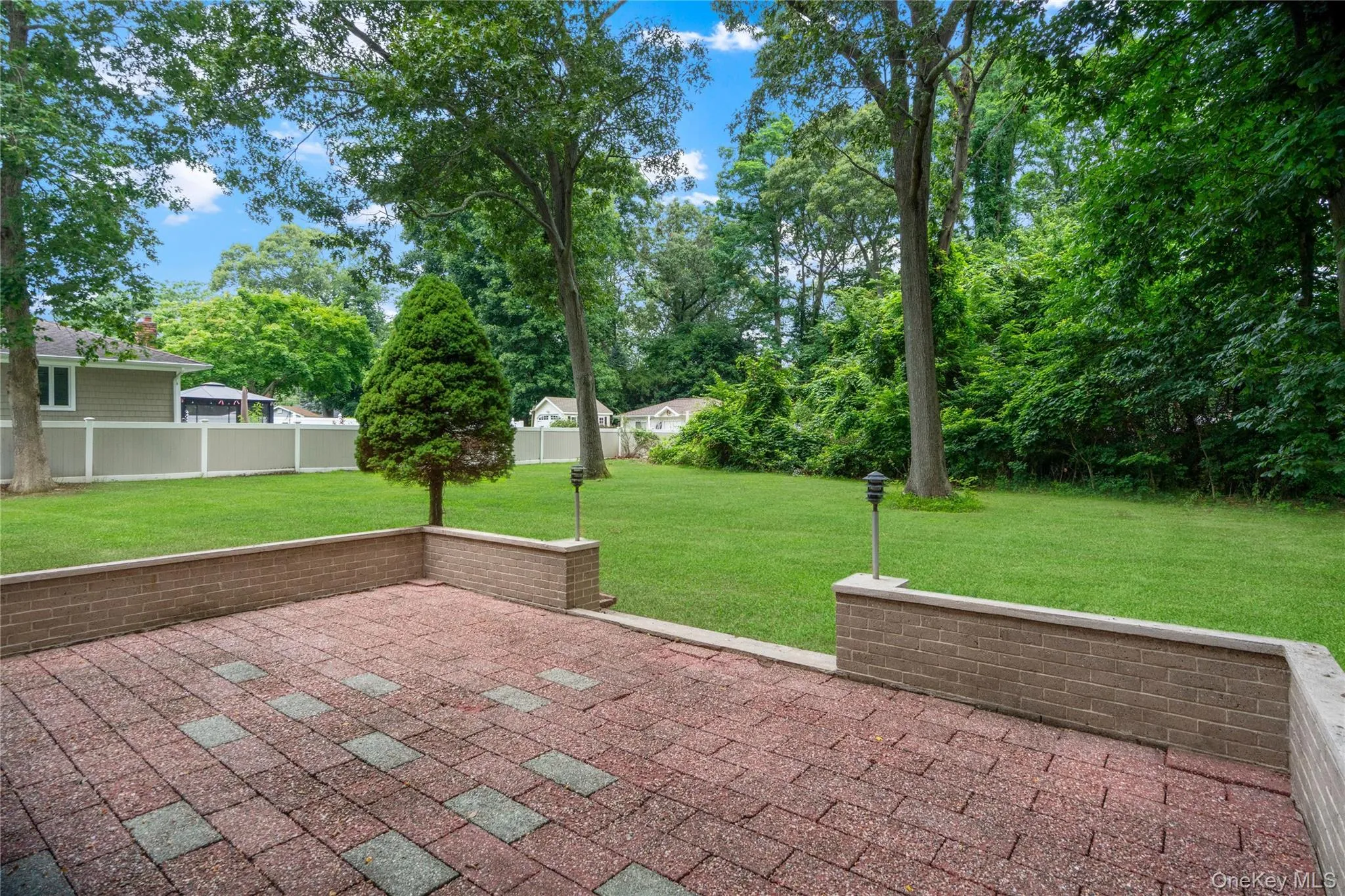 39 Wolfhollow Road, Brookhaven, NY, 3 Bedrooms Bedrooms, 9 Rooms Rooms,2 BathroomsBathrooms,Residential Lease,For Rent,Wolfhollow,0,1016153 39 Wolfhollow Road, Brookhaven, NY, 3 Bedrooms Bedrooms, 9 Rooms Rooms,2 BathroomsBathrooms,Residential Lease,For Rent,Wolfhollow,0,1016153