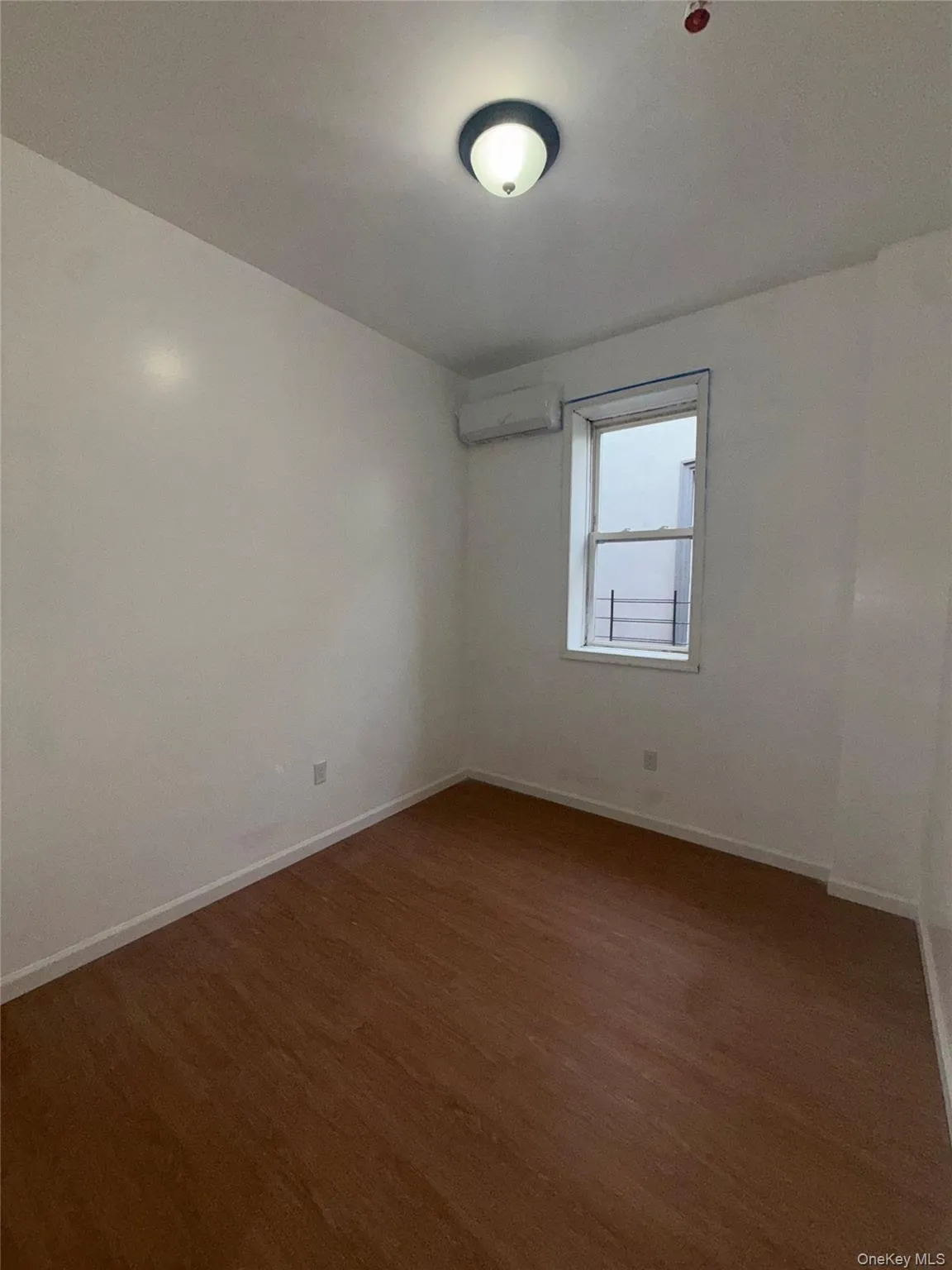 324 Eldert Street, New York, NY, 1 Bedroom Bedrooms, 4 Rooms Rooms,1 BathroomBathrooms,Residential Lease,For Rent,Eldert,0,1016161 324 Eldert Street, New York, NY, 1 Bedroom Bedrooms, 4 Rooms Rooms,1 BathroomBathrooms,Residential Lease,For Rent,Eldert,0,1016161